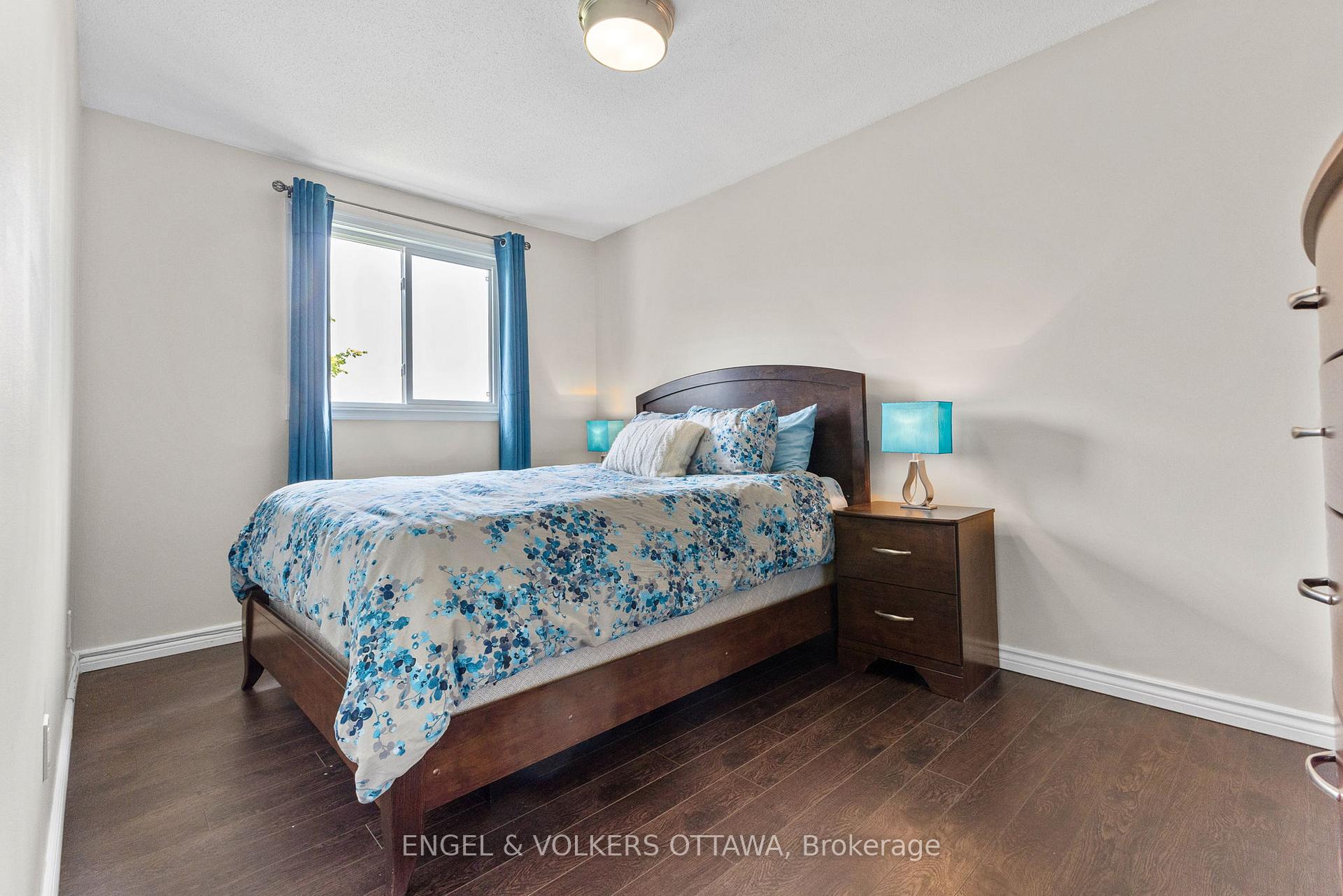 Photo 19 of 1387 Perez Crescent, Ottawa, Carson Grove — HOMEH