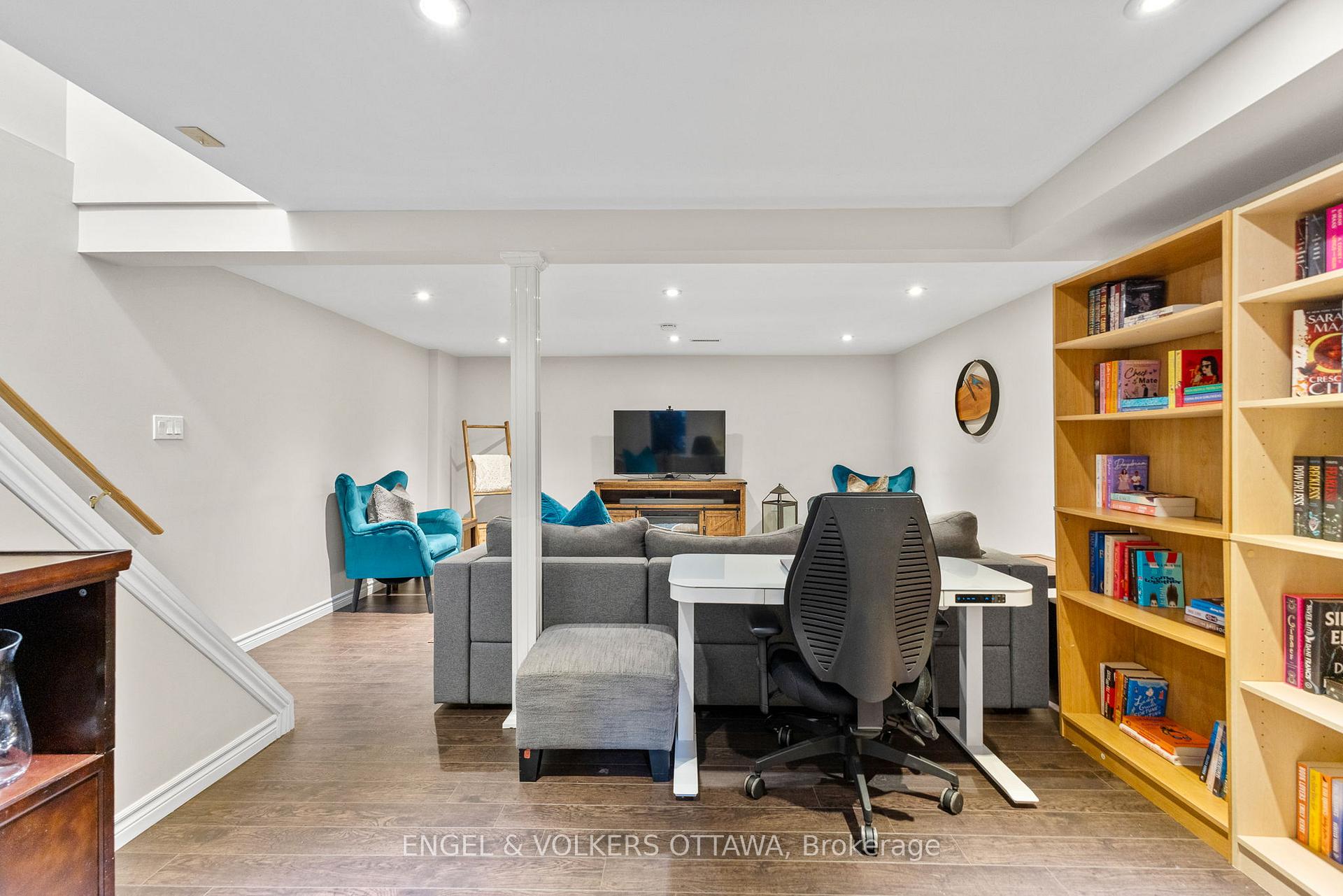 Photo 27 of 1387 Perez Crescent, Ottawa, Carson Grove — HOMEH