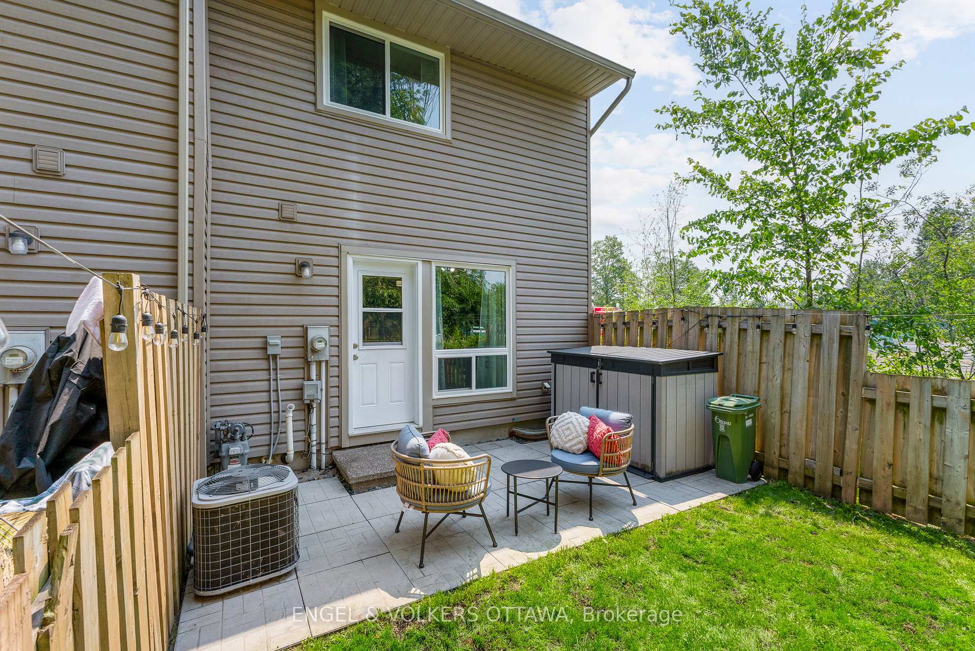 Photo 31 of 1387 Perez Crescent, Ottawa, Carson Grove — HOMEH