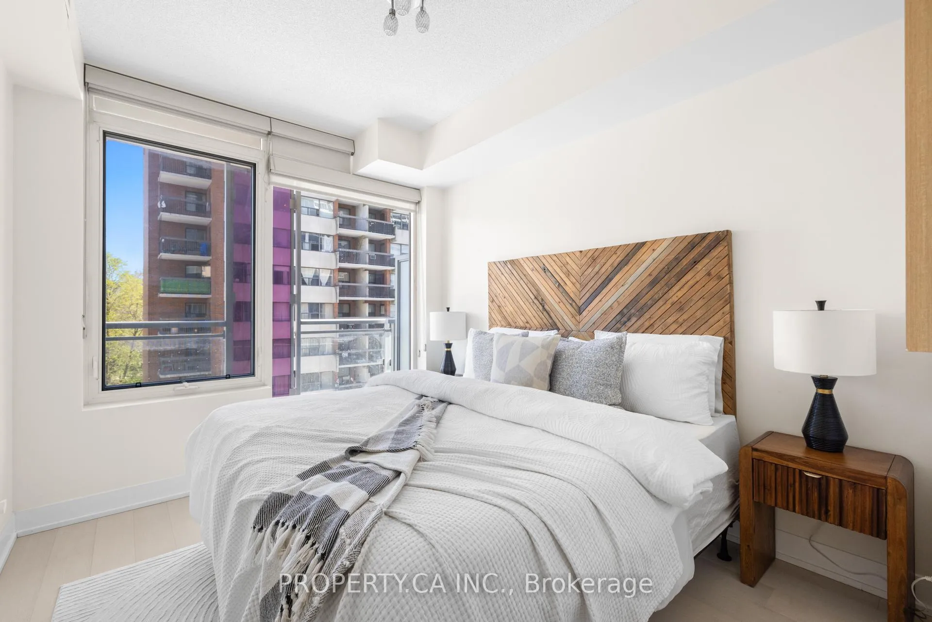 Photo 10 of Unit 404, 68 Merton Street, Toronto, Mount Pleasant West — HOMEH
