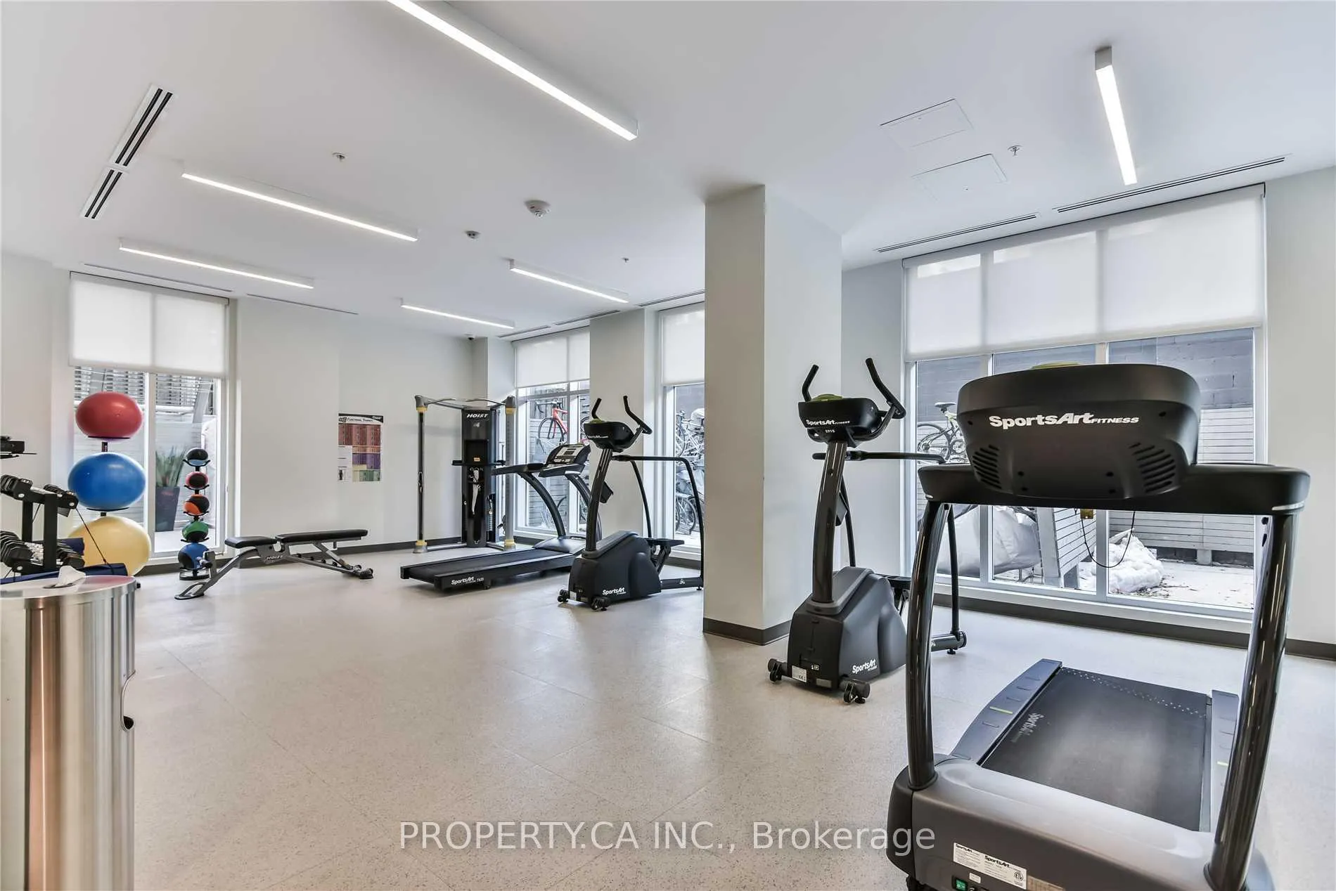 Photo 16 of Unit 404, 68 Merton Street, Toronto, Mount Pleasant West — HOMEH