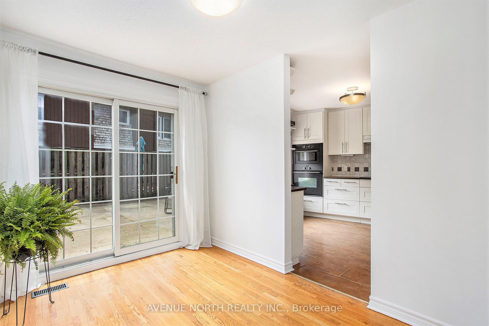 Photo 9 of 767 A Springland Drive, Ottawa, Mooneys Bay/Riverside Park — HOMEH