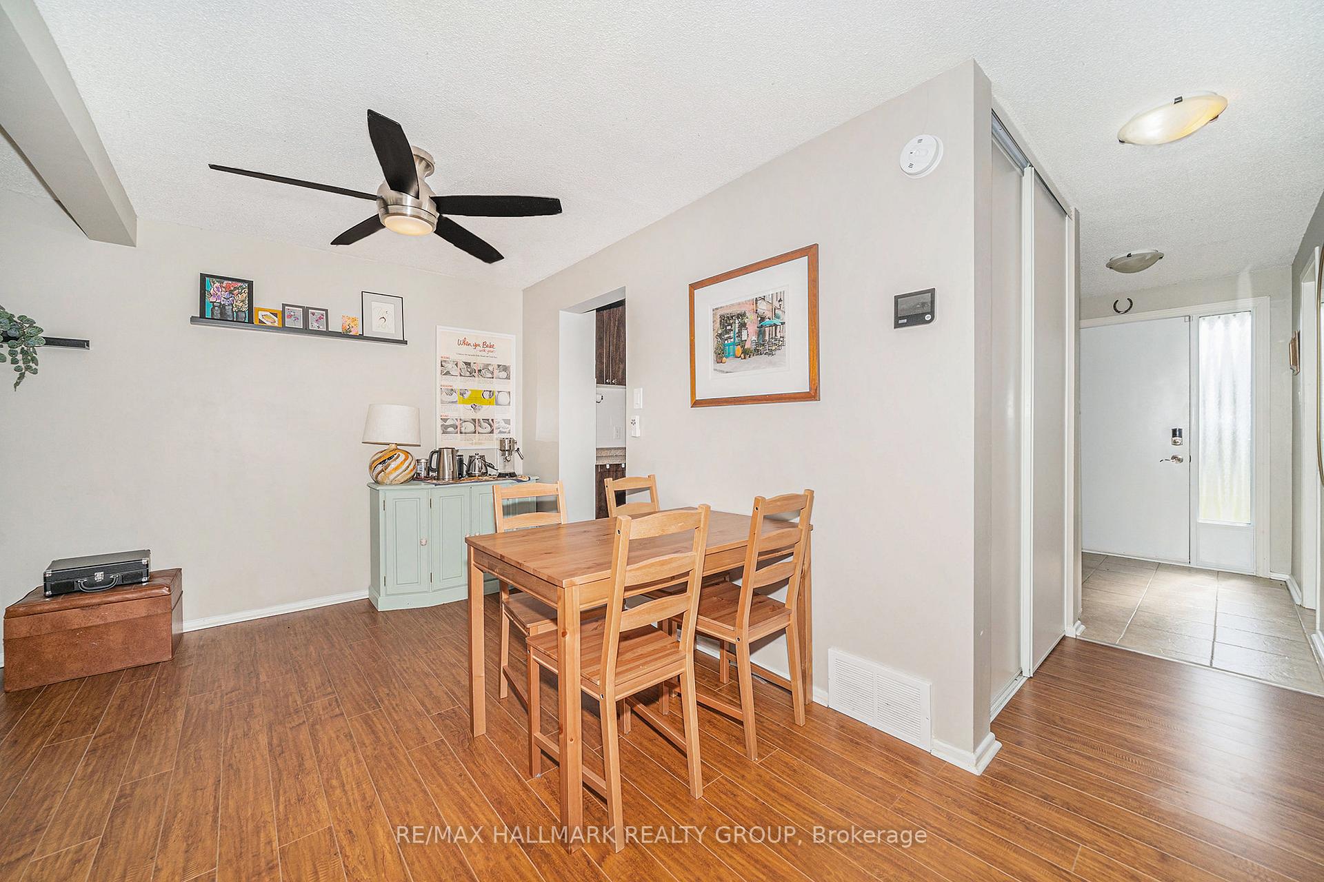 Photo 5 of 2169 Stonehenge Crescent, Ottawa, Pineview — HOMEH