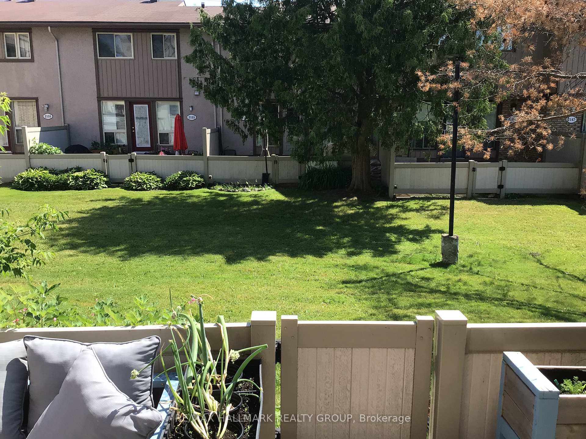 Photo 22 of 2169 Stonehenge Crescent, Ottawa, Pineview — HOMEH