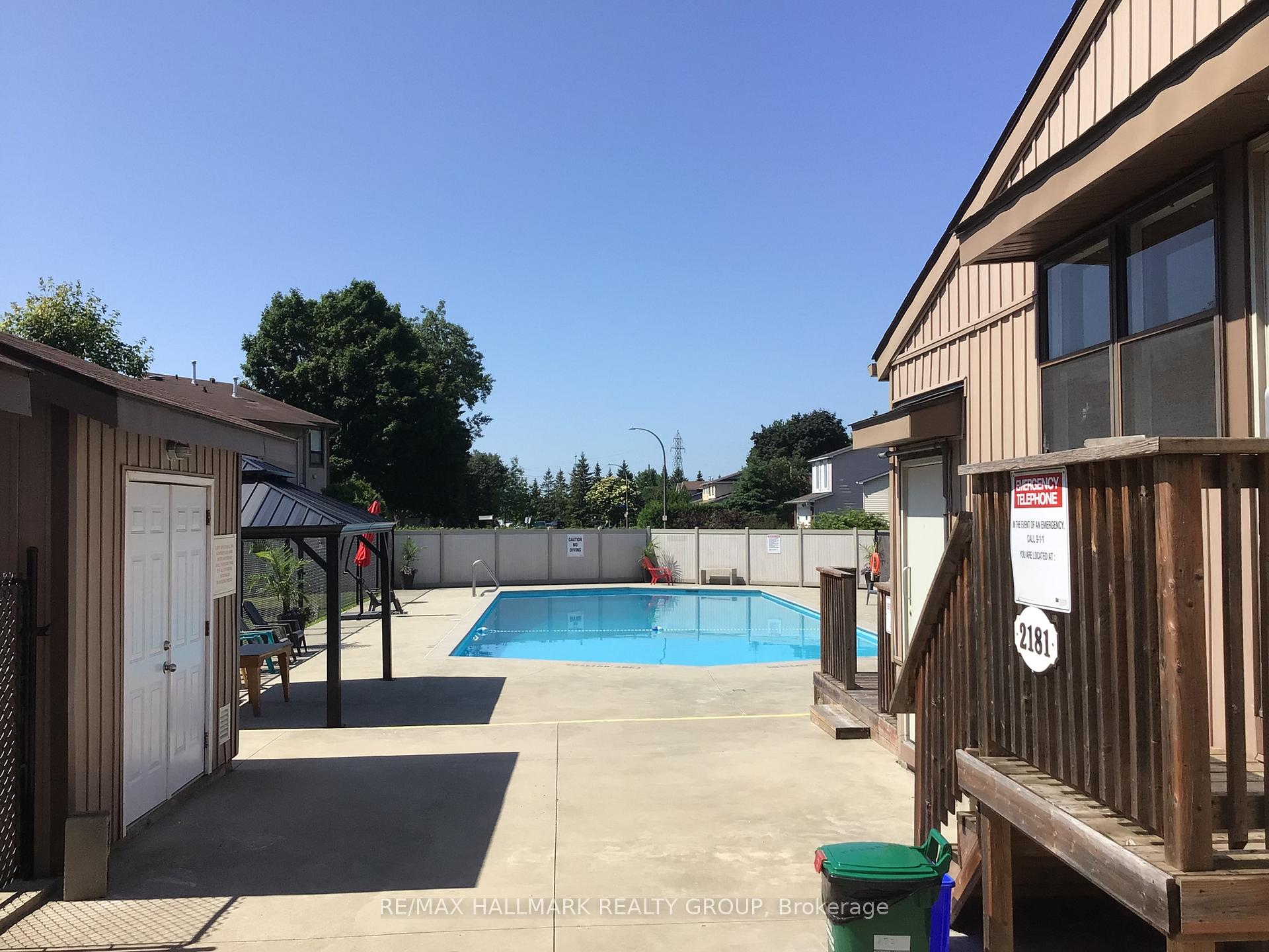 Photo 26 of 2169 Stonehenge Crescent, Ottawa, Pineview — HOMEH