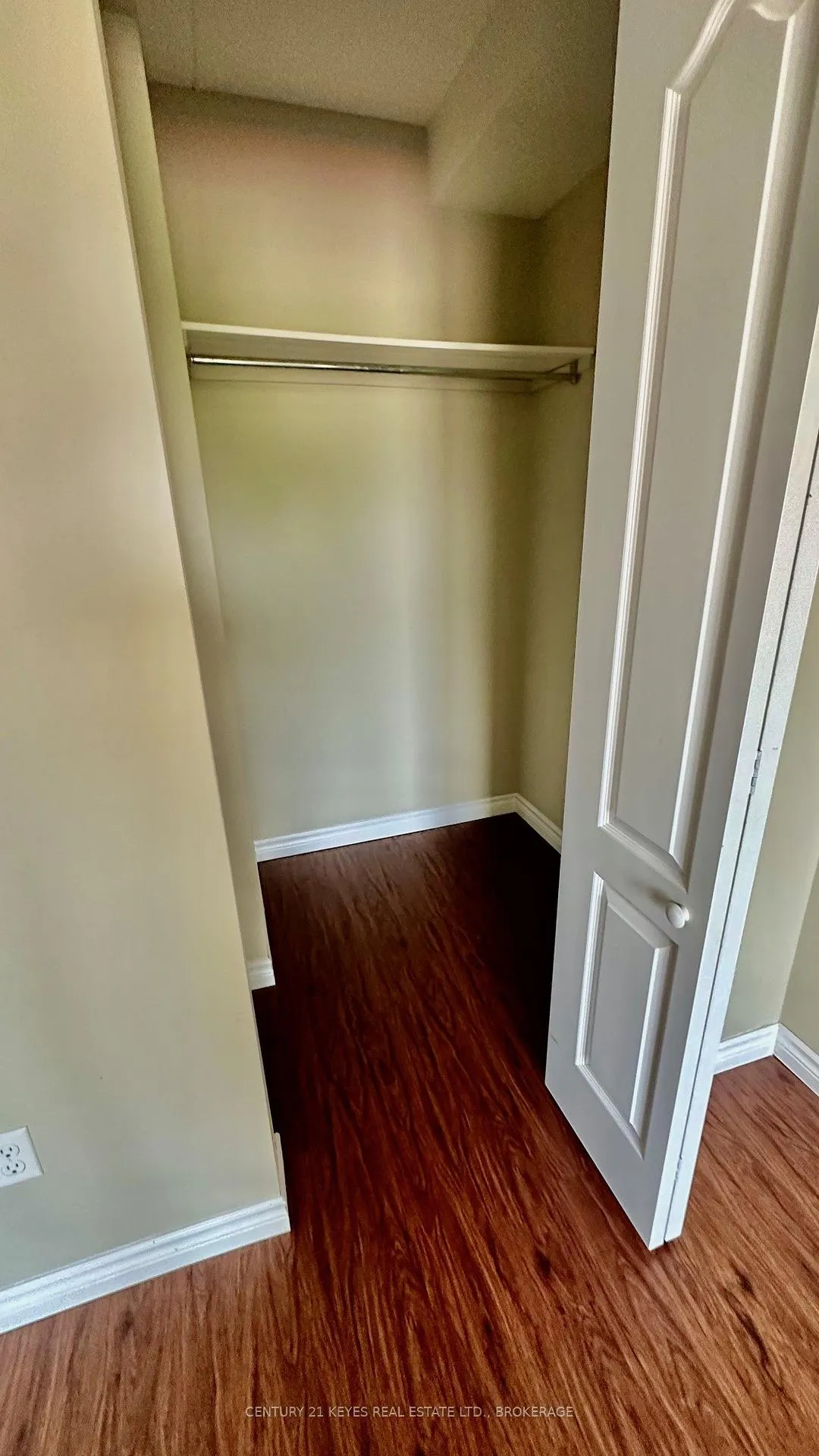 Photo 20 of Unit 208, 665 King Street W, Gananoque — HOMEH