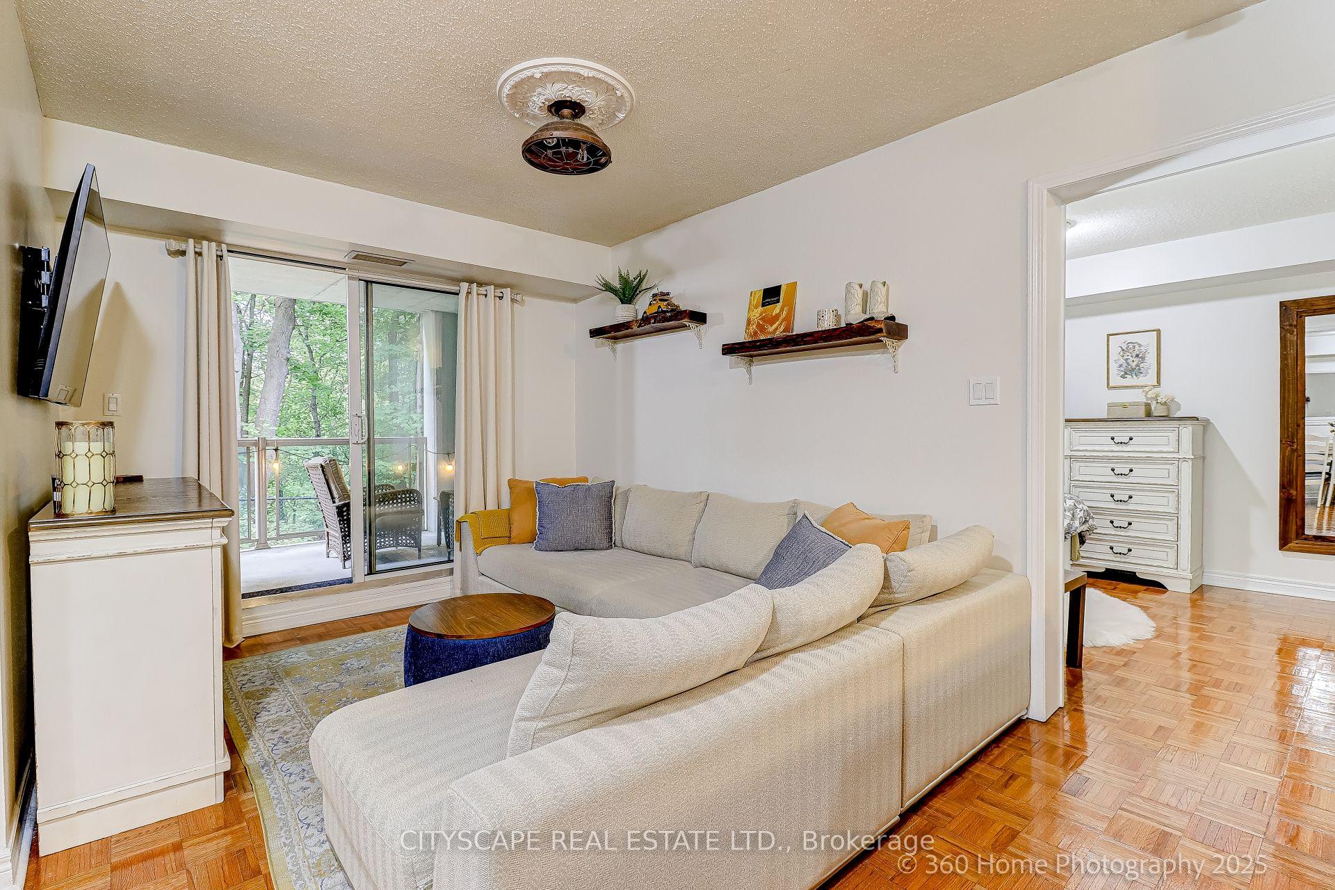 Photo 6 of Unit 101, 245 Pine Grove Road, Vaughan, Islington Woods — HOMEH
