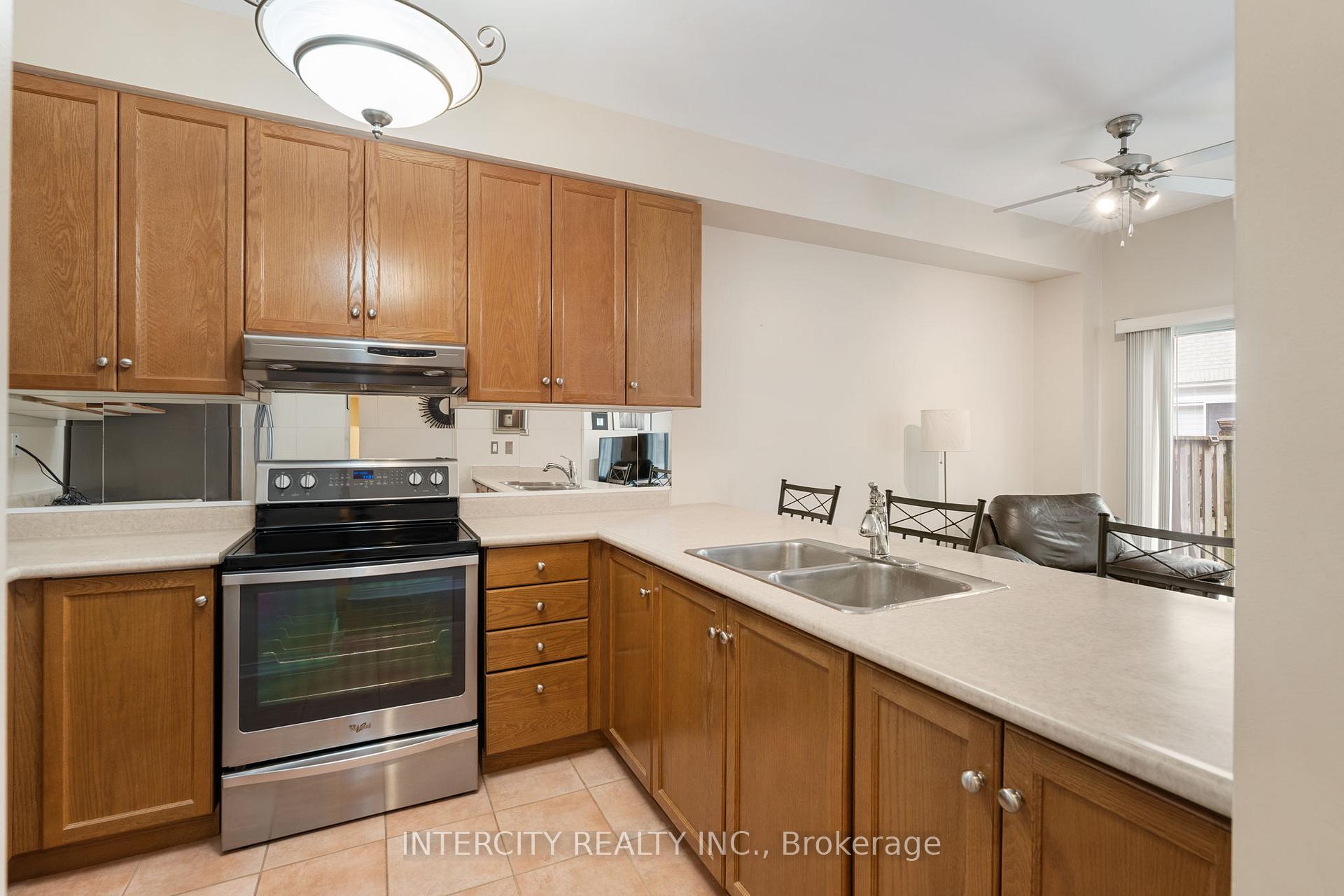 Photo 12 of Unit 17, 15 Pottery Place, Vaughan, East Woodbridge — HOMEH