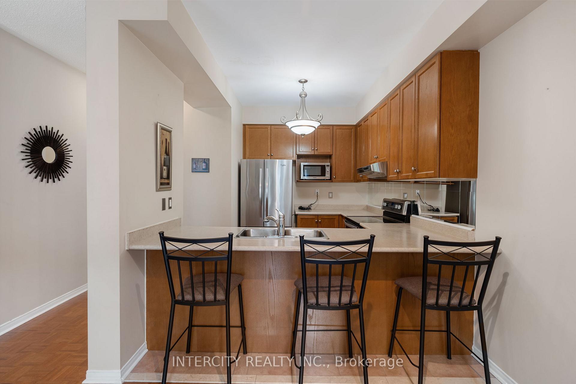 Photo 15 of Unit 17, 15 Pottery Place, Vaughan, East Woodbridge — HOMEH