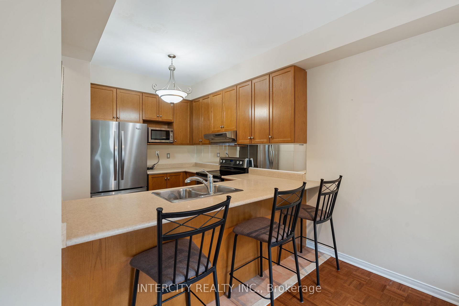 Photo 16 of Unit 17, 15 Pottery Place, Vaughan, East Woodbridge — HOMEH