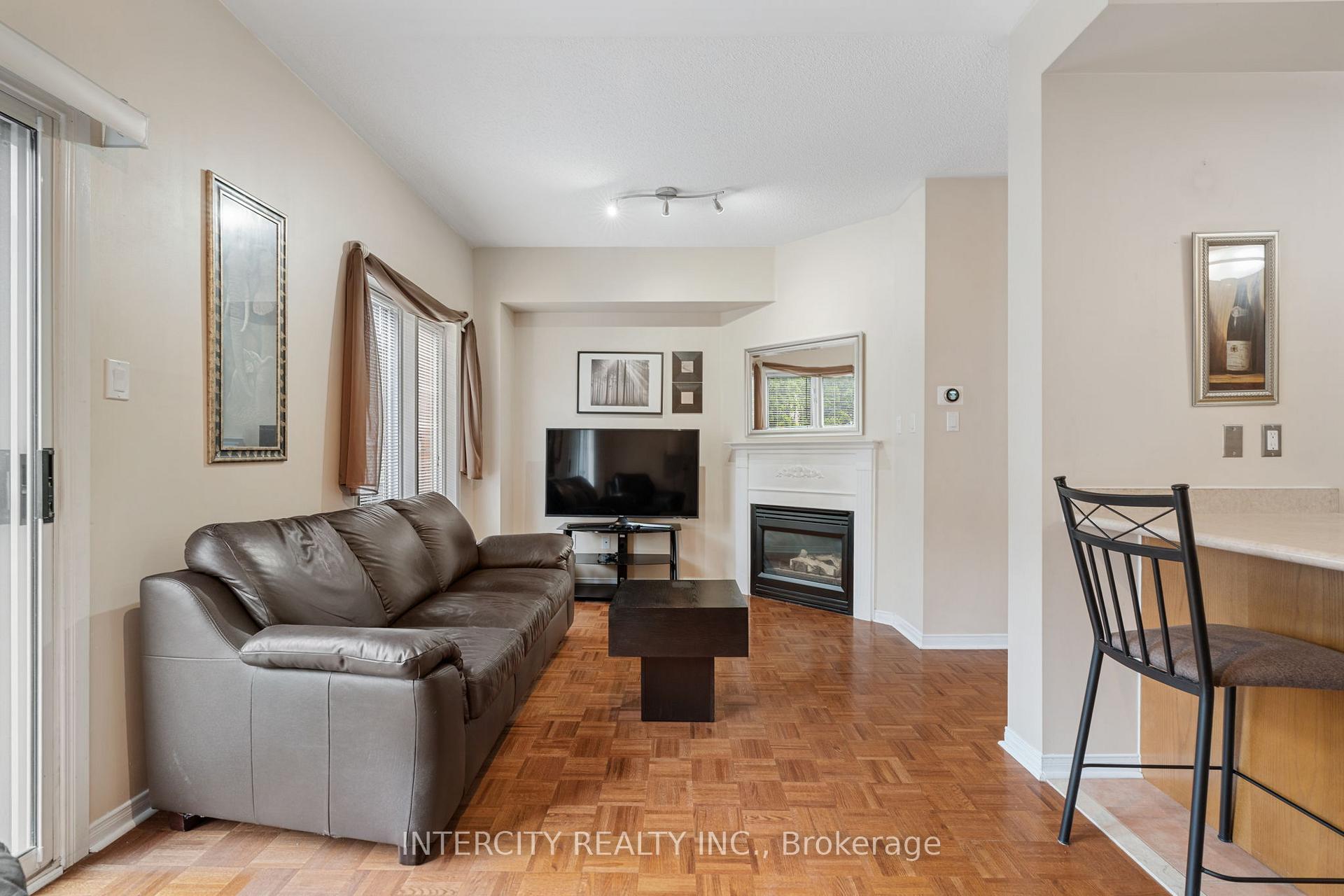 Photo 21 of Unit 17, 15 Pottery Place, Vaughan, East Woodbridge — HOMEH