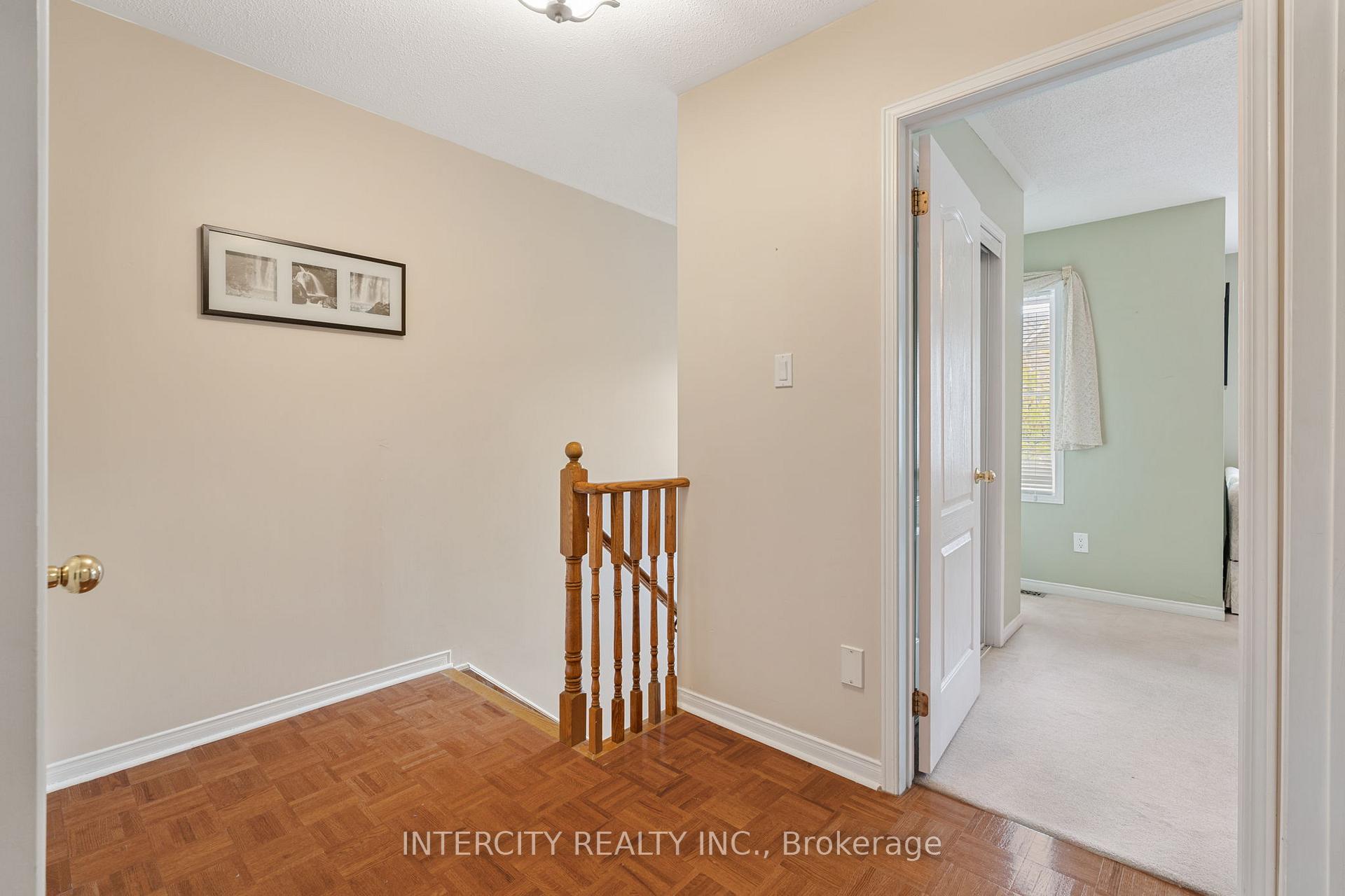 Photo 23 of Unit 17, 15 Pottery Place, Vaughan, East Woodbridge — HOMEH