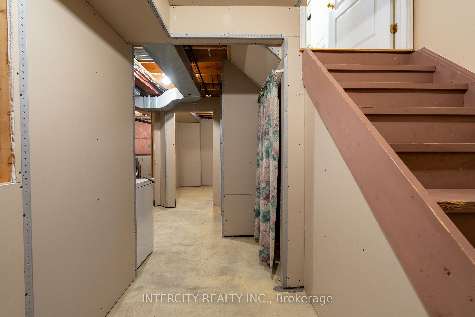 Photo 35 of Unit 17, 15 Pottery Place, Vaughan, East Woodbridge — HOMEH