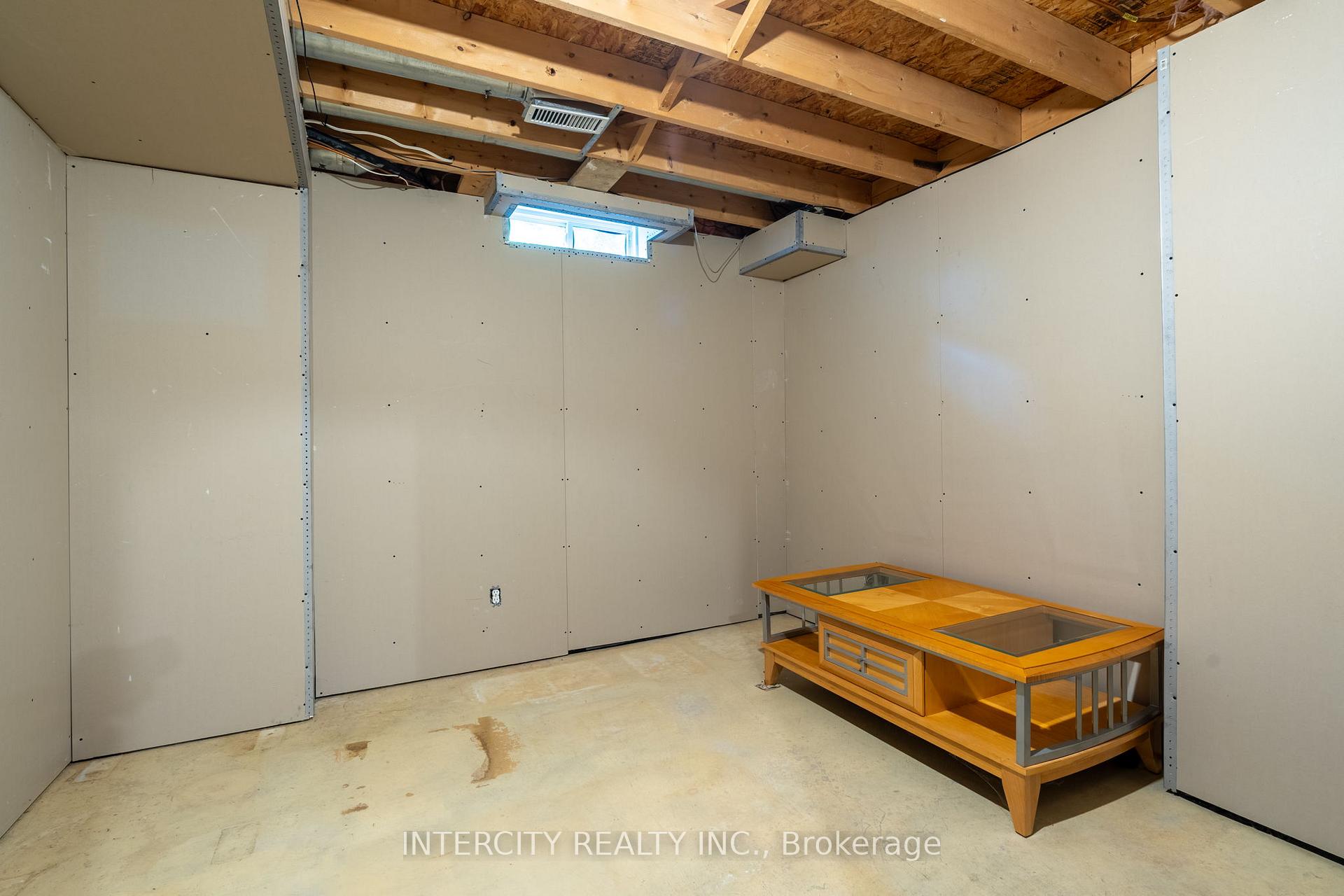 Photo 36 of Unit 17, 15 Pottery Place, Vaughan, East Woodbridge — HOMEH