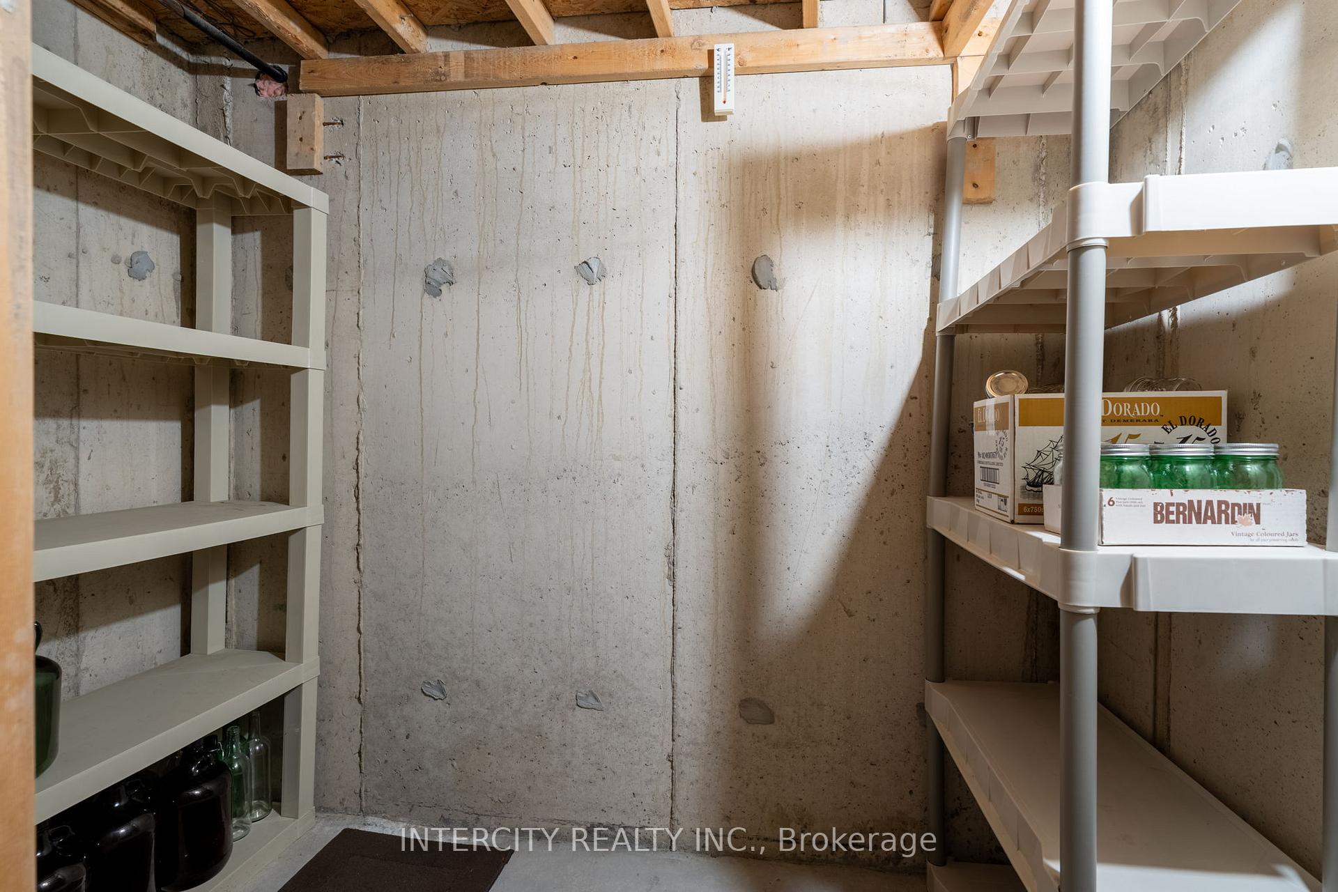 Photo 39 of Unit 17, 15 Pottery Place, Vaughan, East Woodbridge — HOMEH