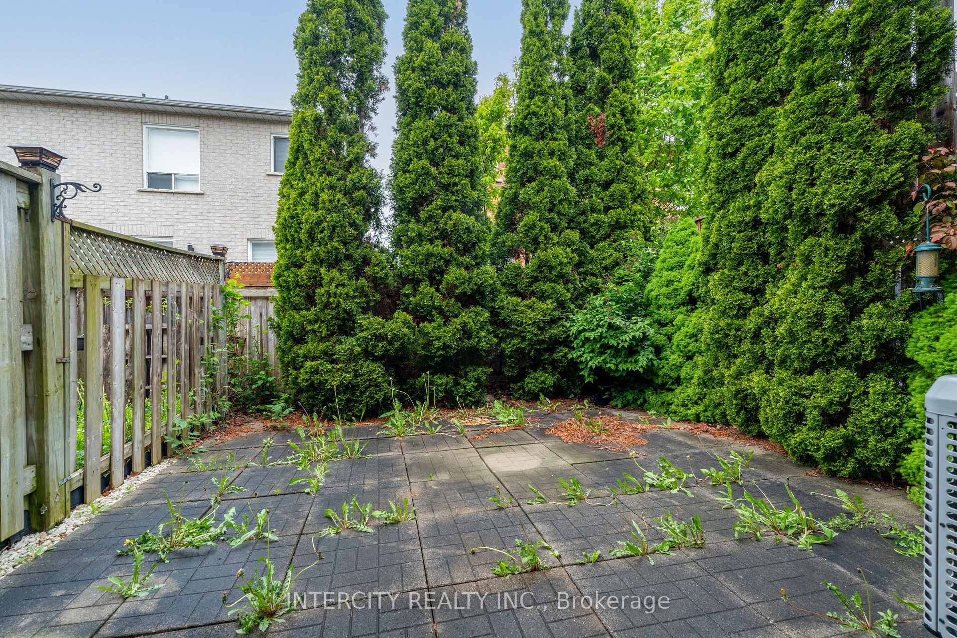 Photo 40 of Unit 17, 15 Pottery Place, Vaughan, East Woodbridge — HOMEH