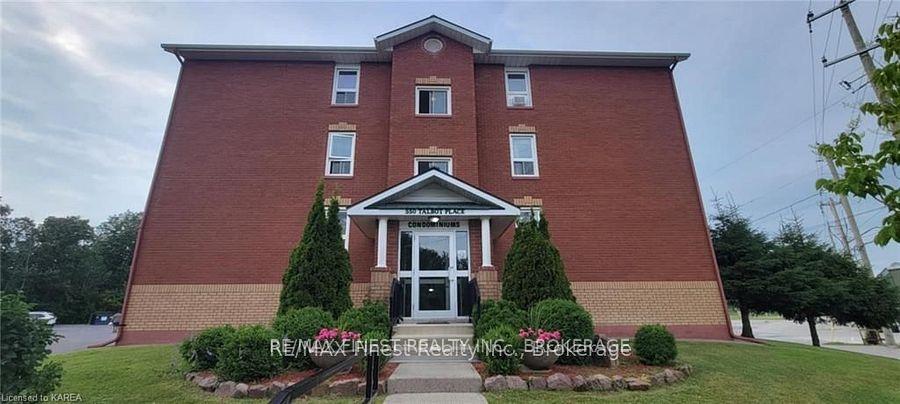 Front of Unit 404, 550 Talbot Place N
