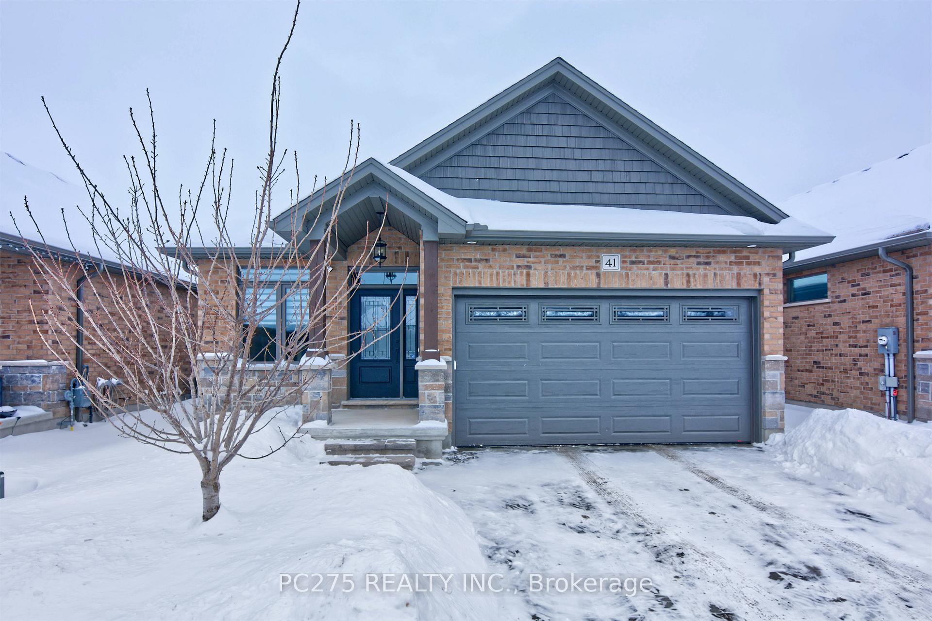 Front of Unit 41, 159 Collins Way