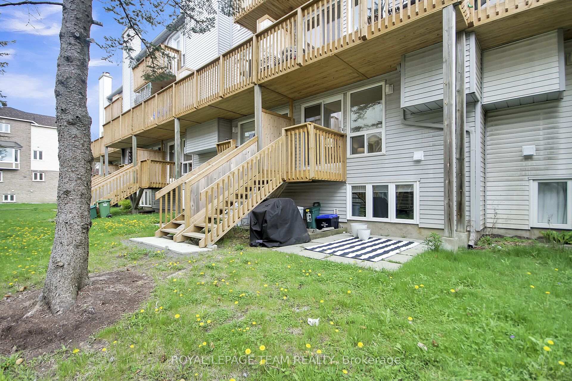 Photo 32 of 462 Briston Private, Ottawa, Hunt Club Park — HOMEH