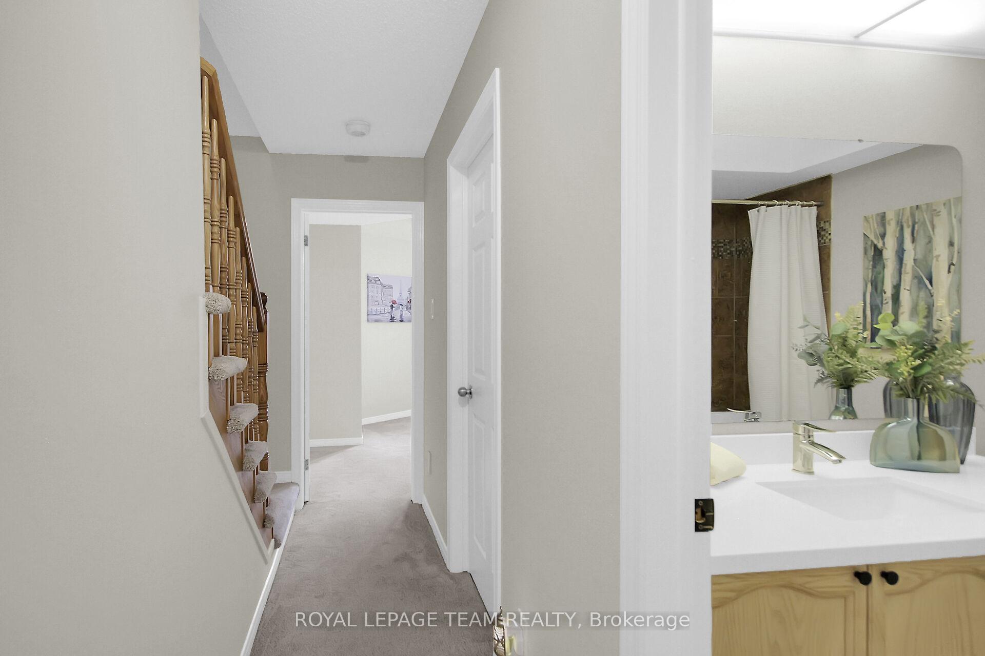 Photo 37 of 462 Briston Private, Ottawa, Hunt Club Park — HOMEH