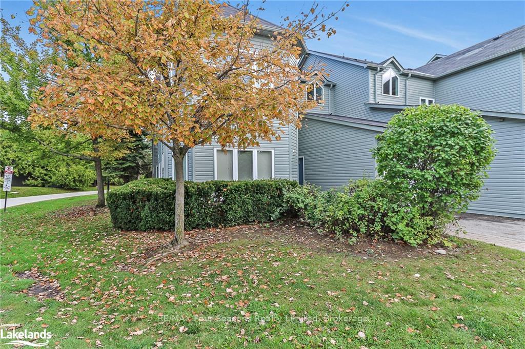 Photo 2 of 158 Fairway Crescent, Collingwood — HOMEH