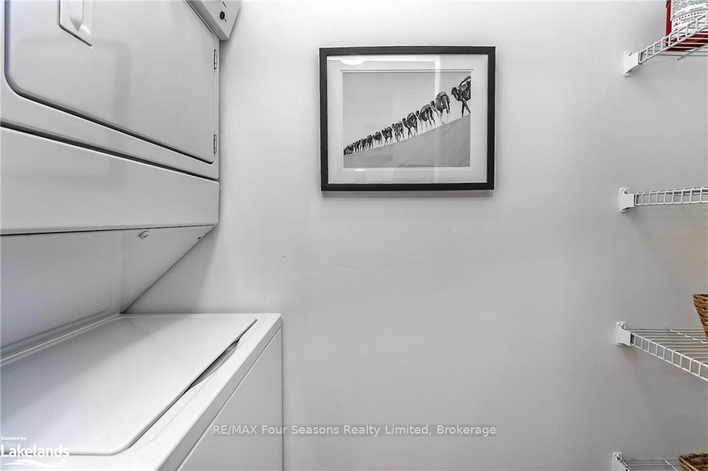 Photo 9 of 158 Fairway Crescent, Collingwood — HOMEH