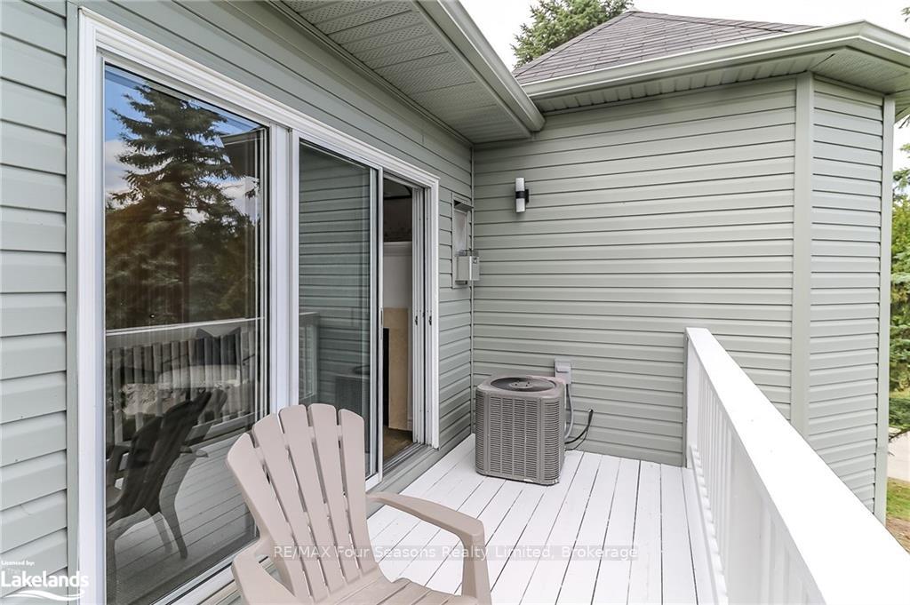 Photo 23 of 158 Fairway Crescent, Collingwood — HOMEH