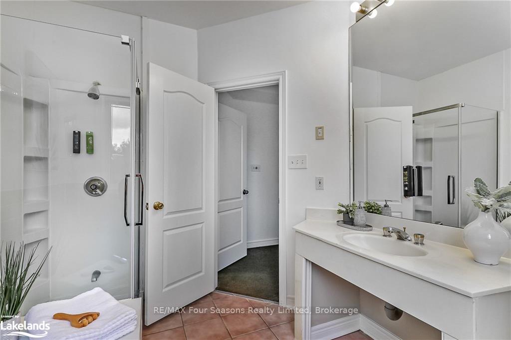 Photo 39 of 158 Fairway Crescent, Collingwood — HOMEH