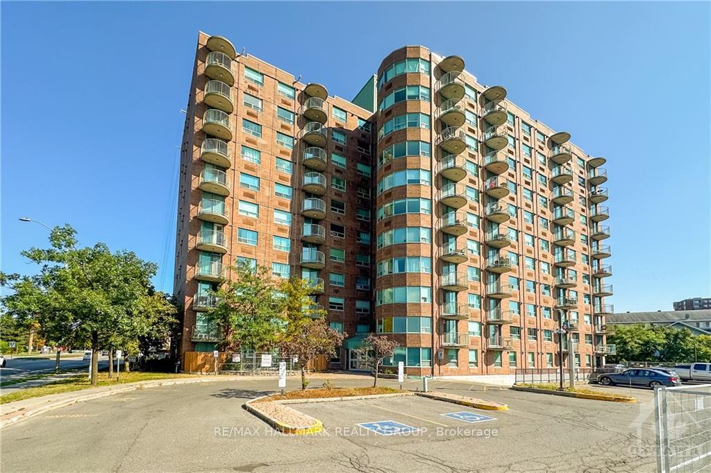 Front of Unit 509, 1440 Heron Road