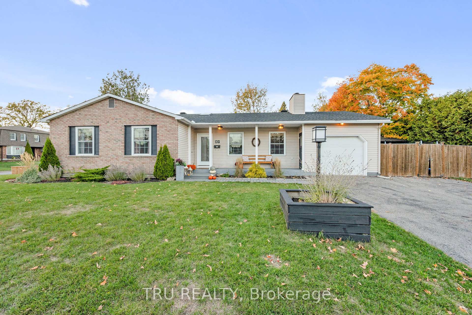 Photo 1 of 27 Duncan Street, Carleton Place — HOMEH