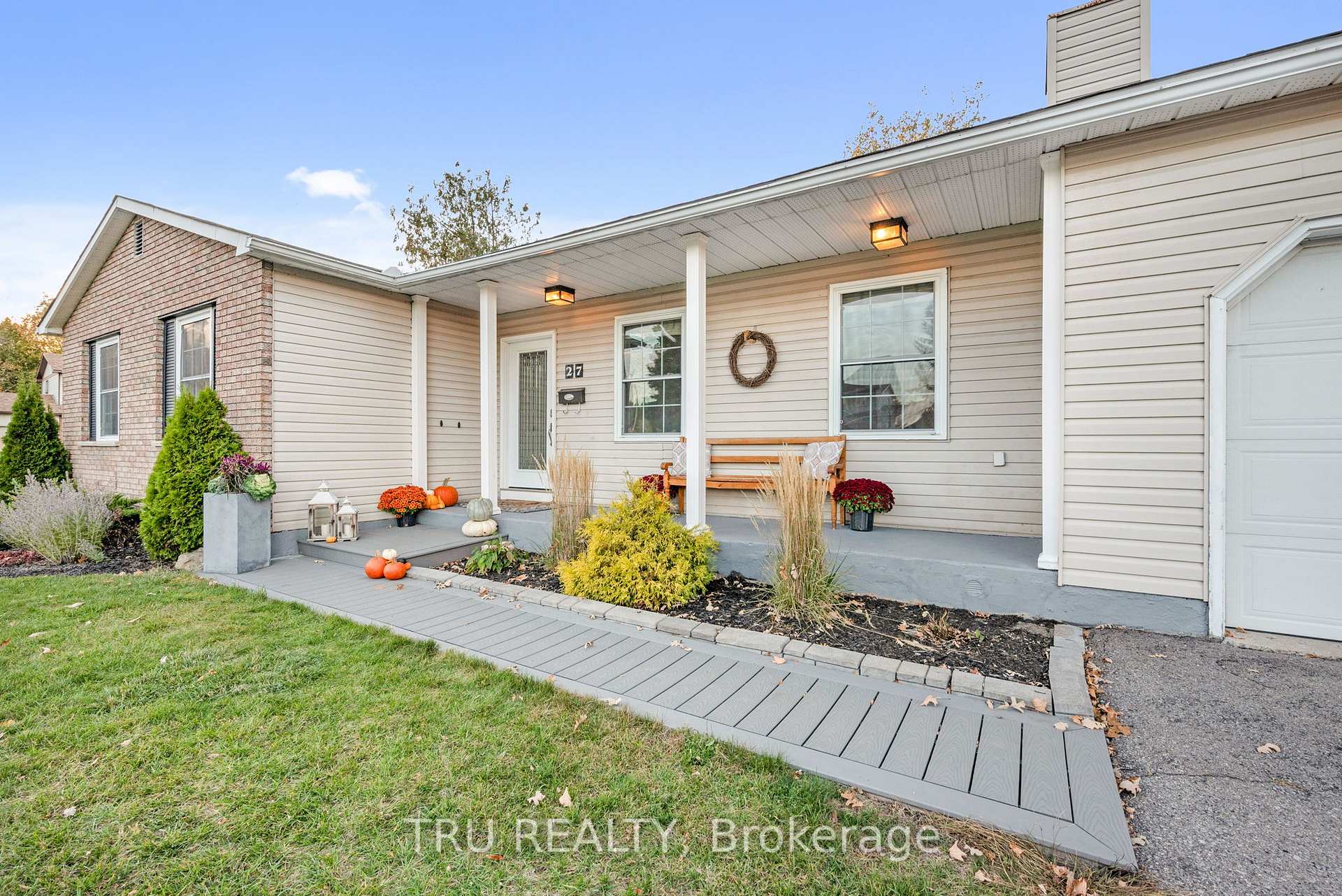 Photo 3 of 27 Duncan Street, Carleton Place — HOMEH