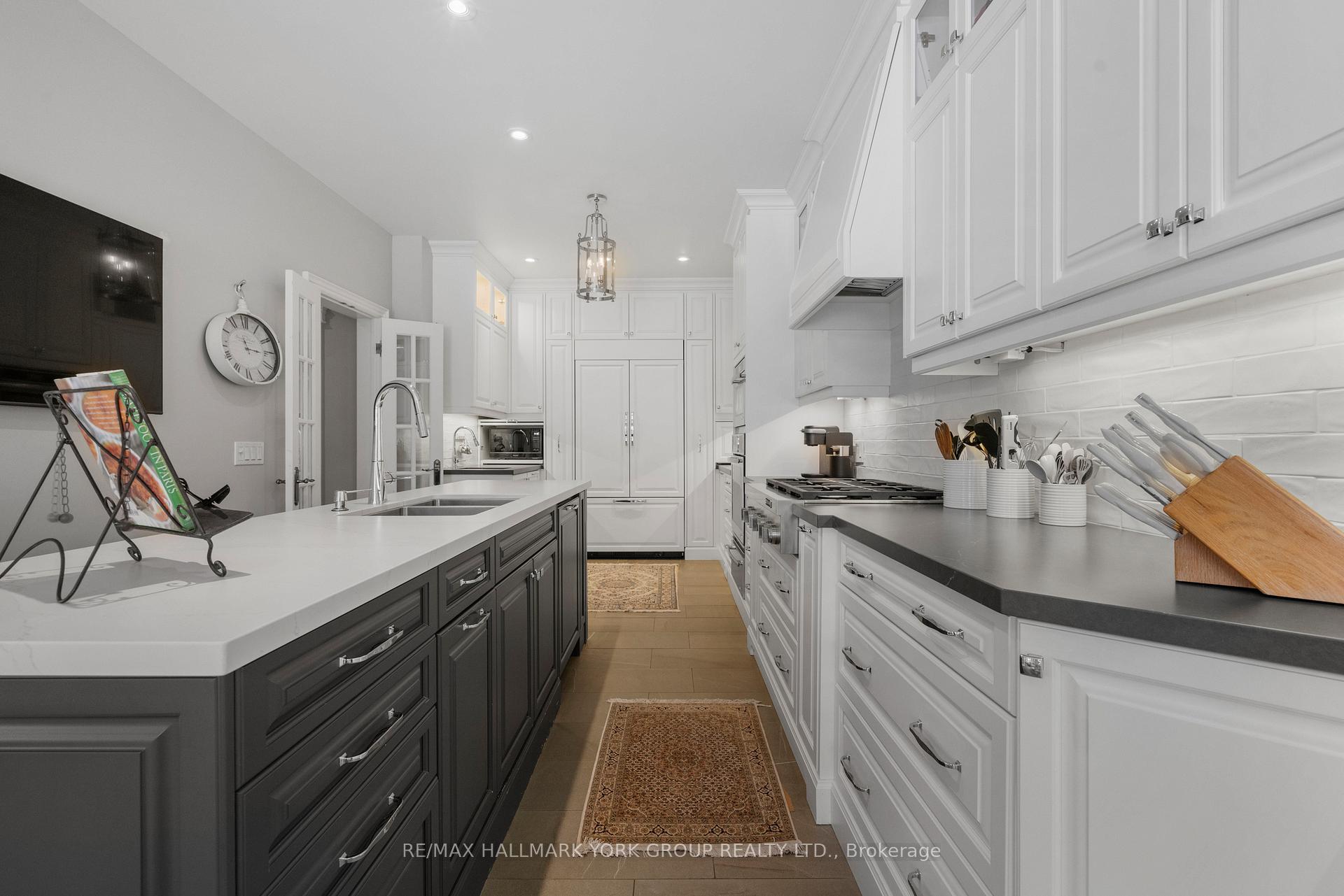 Photo 14 of Unit 20, 516 Quail Ridge Drive, Aurora, Aurora Estates — HOMEH