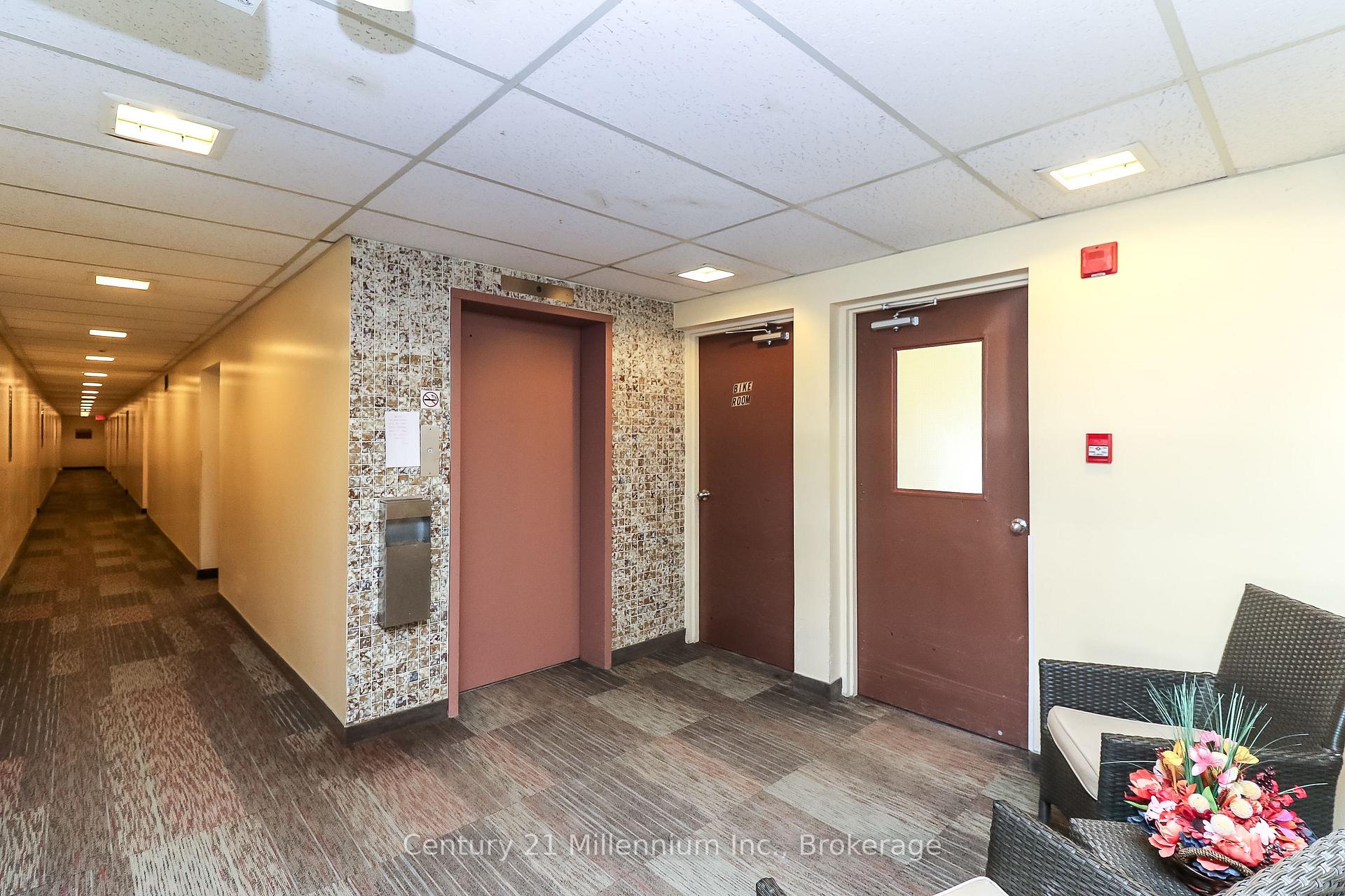 Photo 15 of Unit 406, 184 Eighth Street, Collingwood — HOMEH