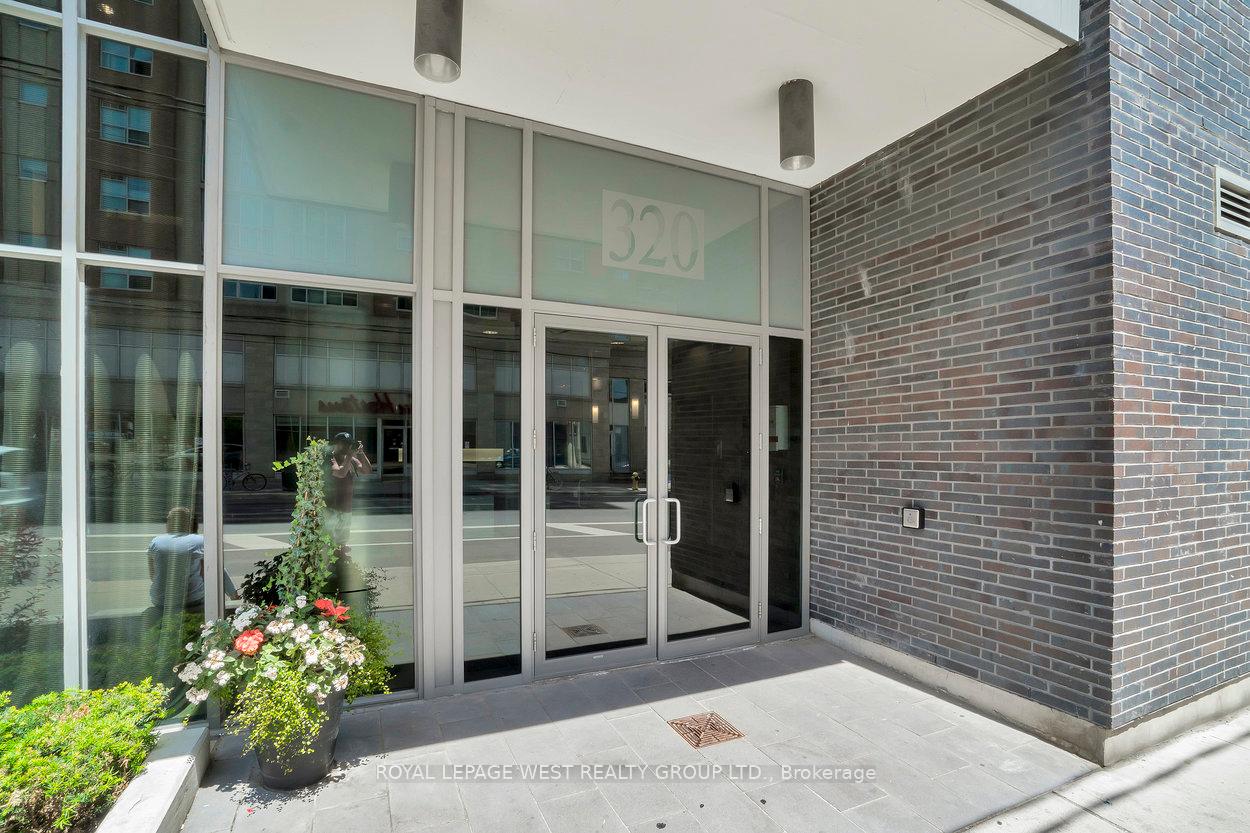 Photo 2 of Unit 201, 320 Richmond Street E, Toronto, Moss Park — HOMEH