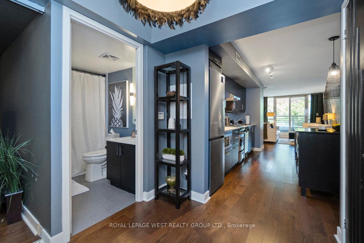 Photo 6 of Unit 201, 320 Richmond Street E, Toronto, Moss Park — HOMEH