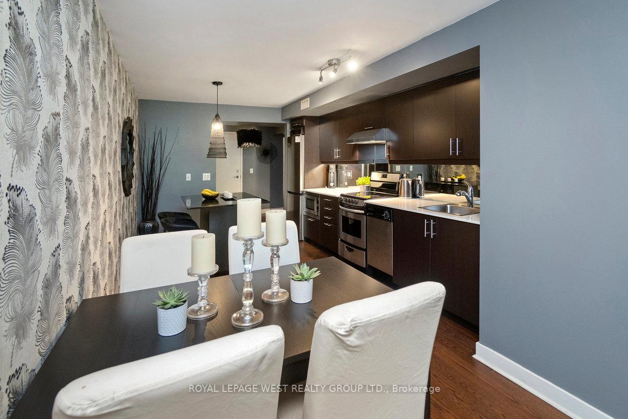 Photo 8 of Unit 201, 320 Richmond Street E, Toronto, Moss Park — HOMEH
