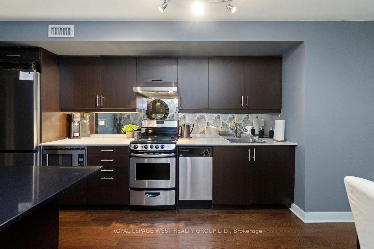 Photo 10 of Unit 201, 320 Richmond Street E, Toronto, Moss Park — HOMEH