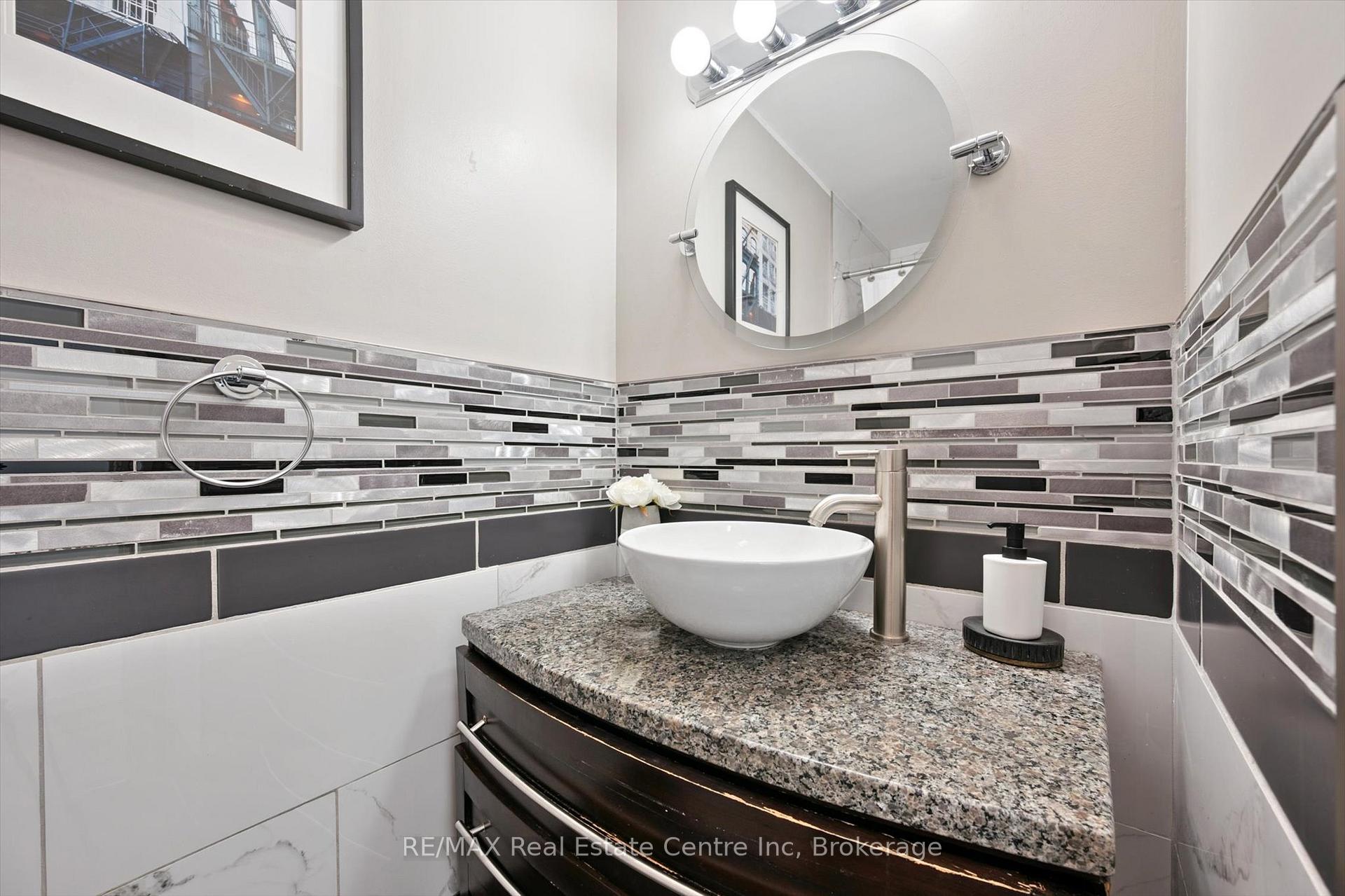 Photo 16 of 107 Dovercliffe Road, Guelph, Dovercliffe Park/Old University — HOMEH