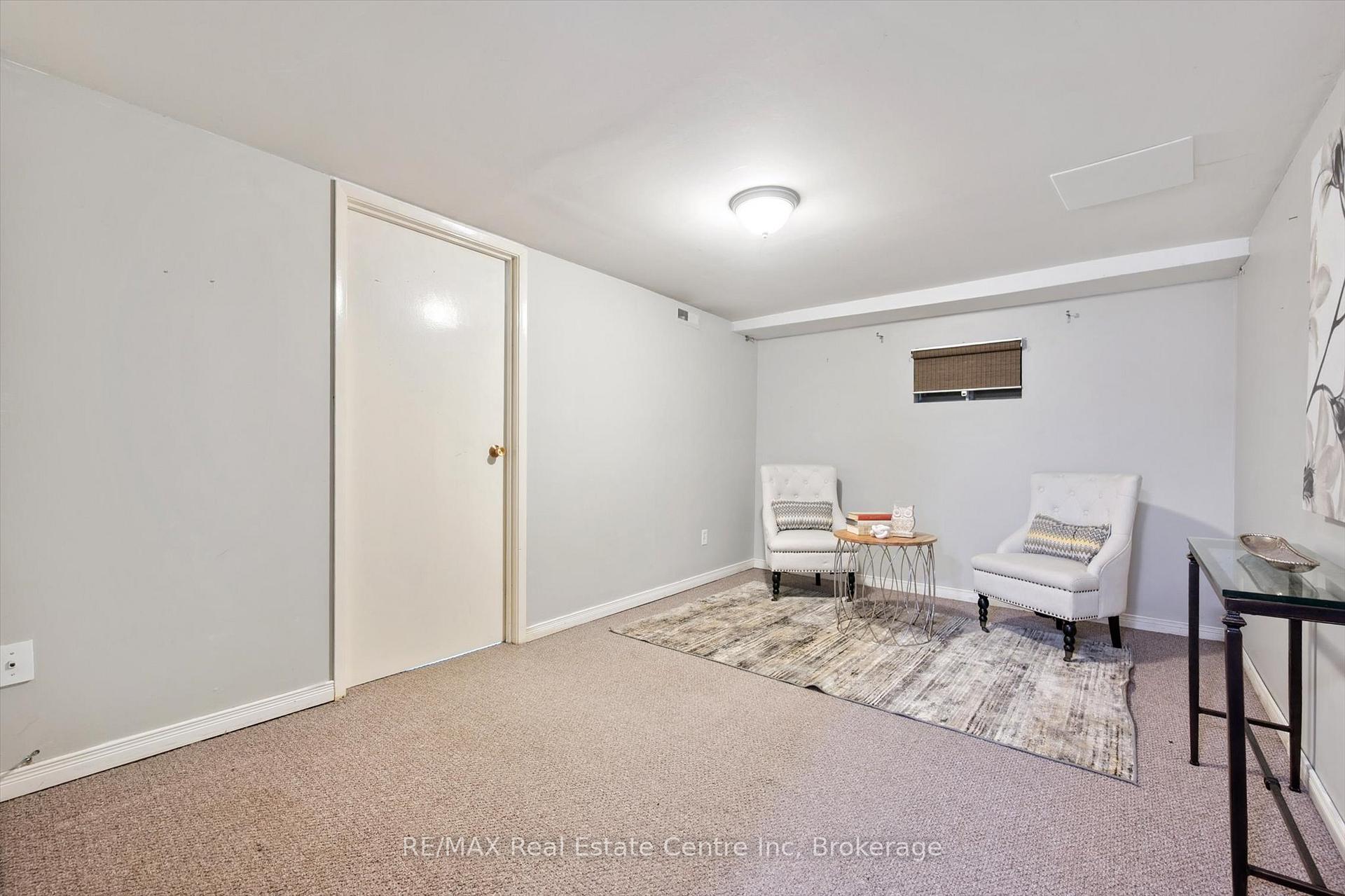 Photo 18 of 107 Dovercliffe Road, Guelph, Dovercliffe Park/Old University — HOMEH