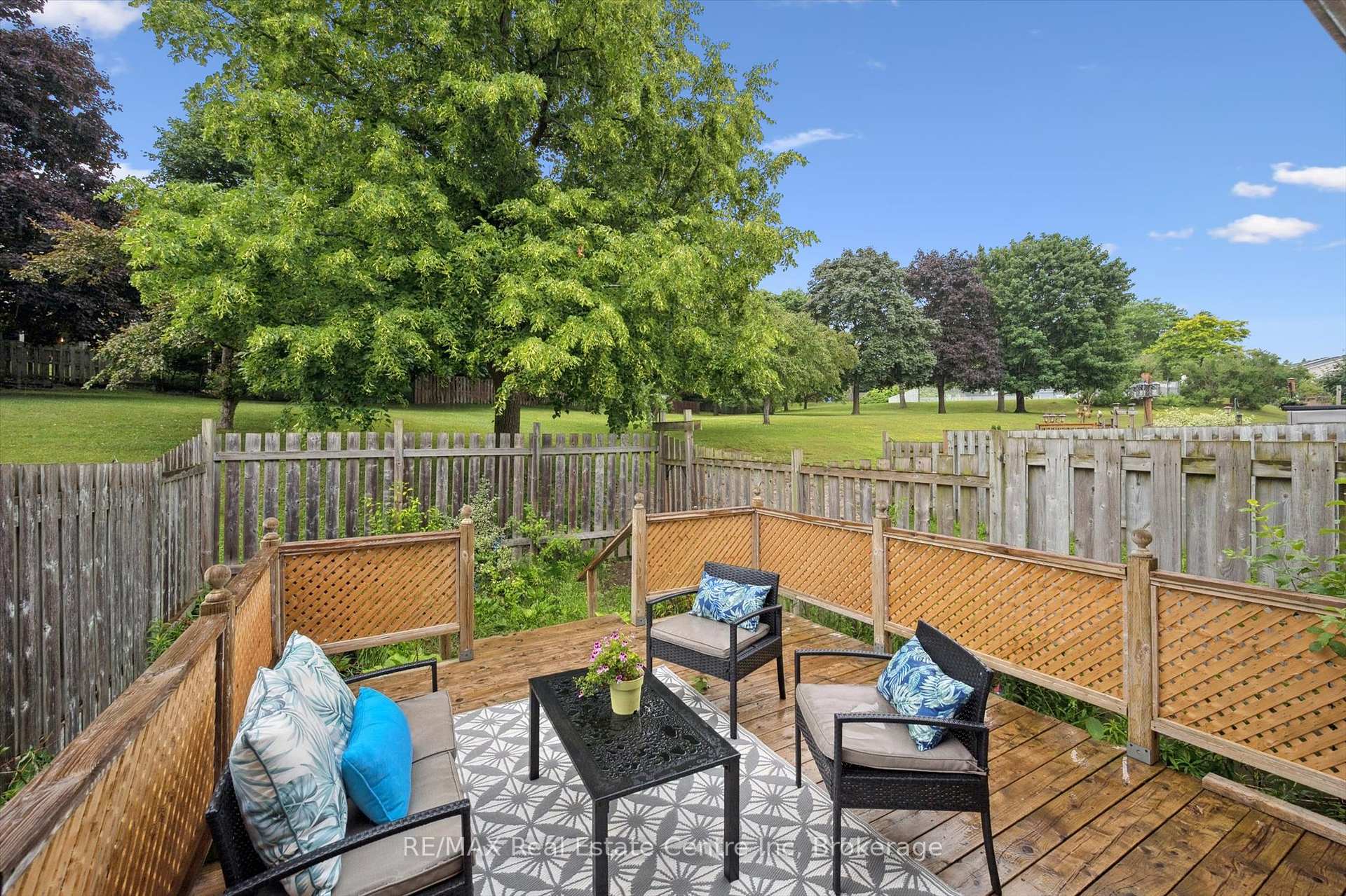 Photo 20 of 107 Dovercliffe Road, Guelph, Dovercliffe Park/Old University — HOMEH