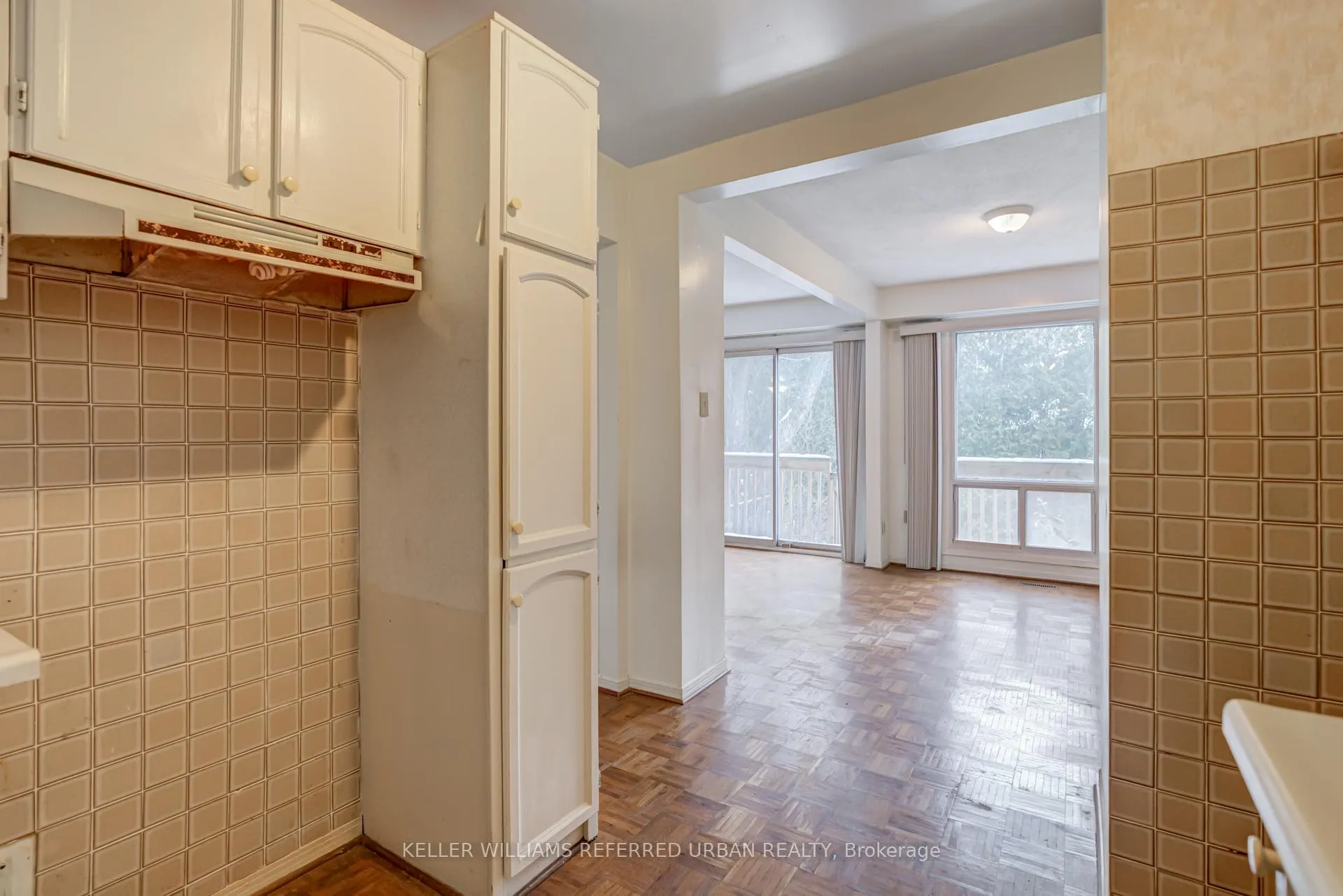 Photo 1 of Unit 18, 653 Village Parkway, Markham, Unionville — HOMEH
