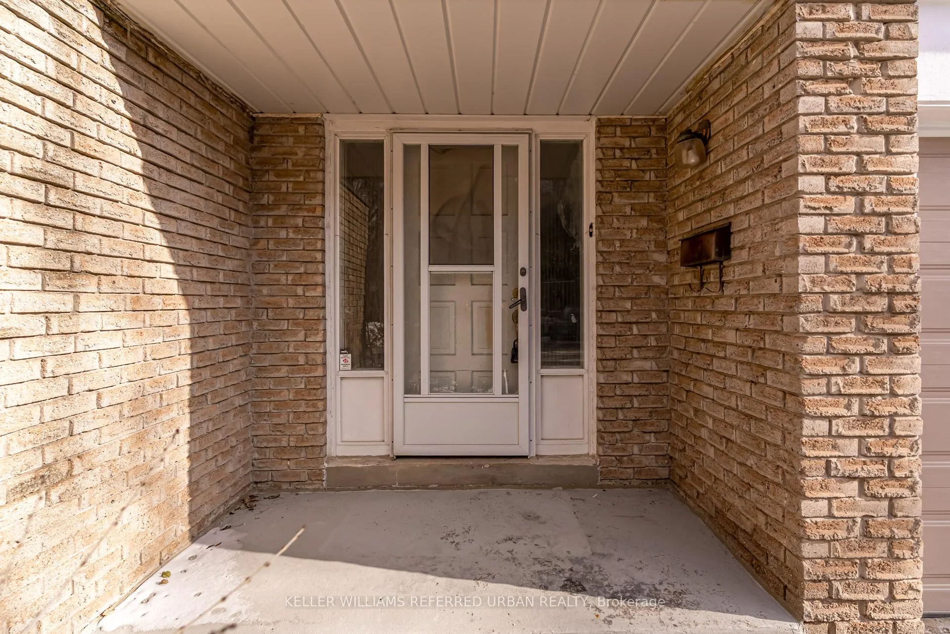 Photo 3 of Unit 18, 653 Village Parkway, Markham, Unionville — HOMEH