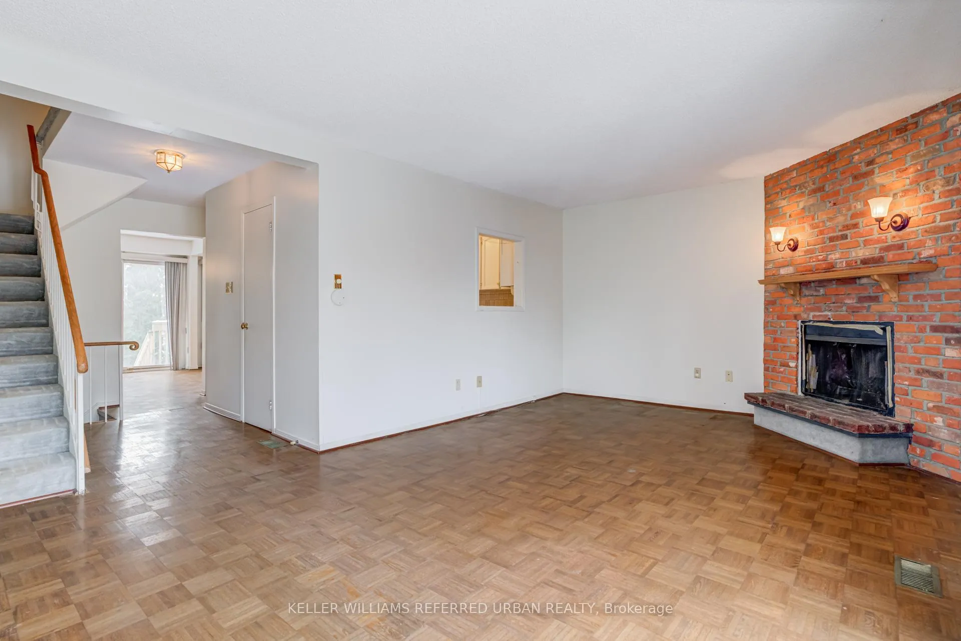 Photo 11 of Unit 18, 653 Village Parkway, Markham, Unionville — HOMEH