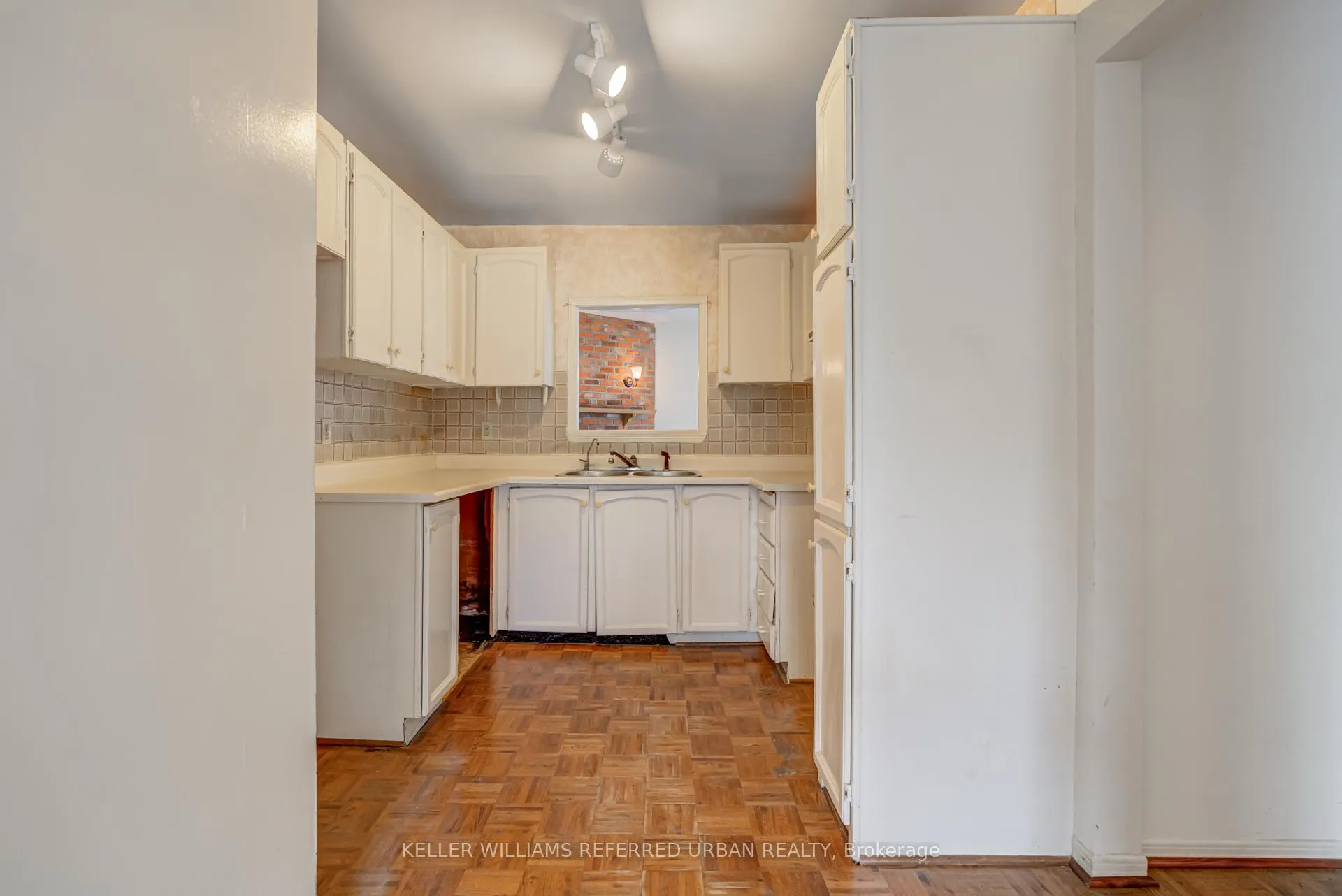 Photo 18 of Unit 18, 653 Village Parkway, Markham, Unionville — HOMEH