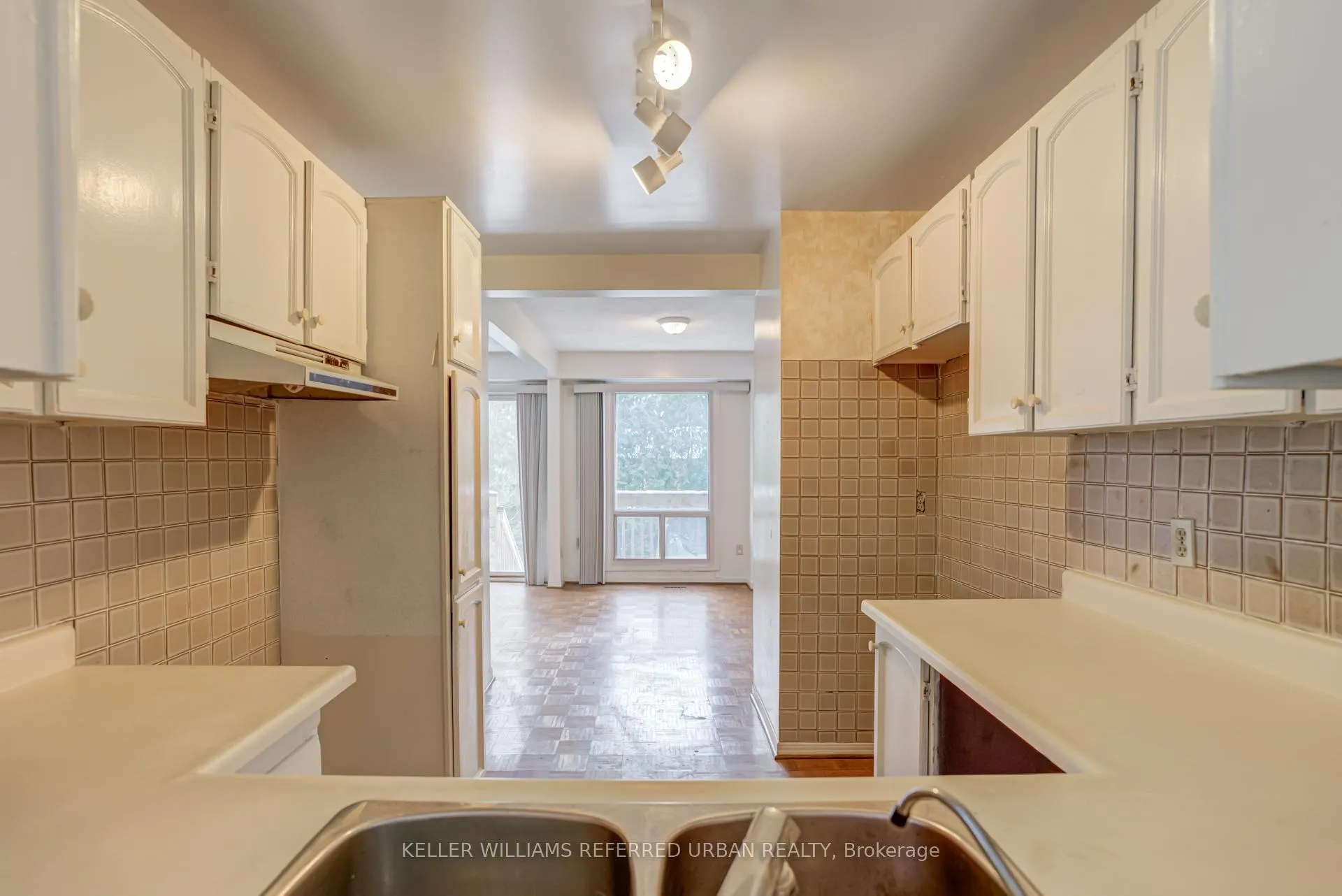 Photo 20 of Unit 18, 653 Village Parkway, Markham, Unionville — HOMEH
