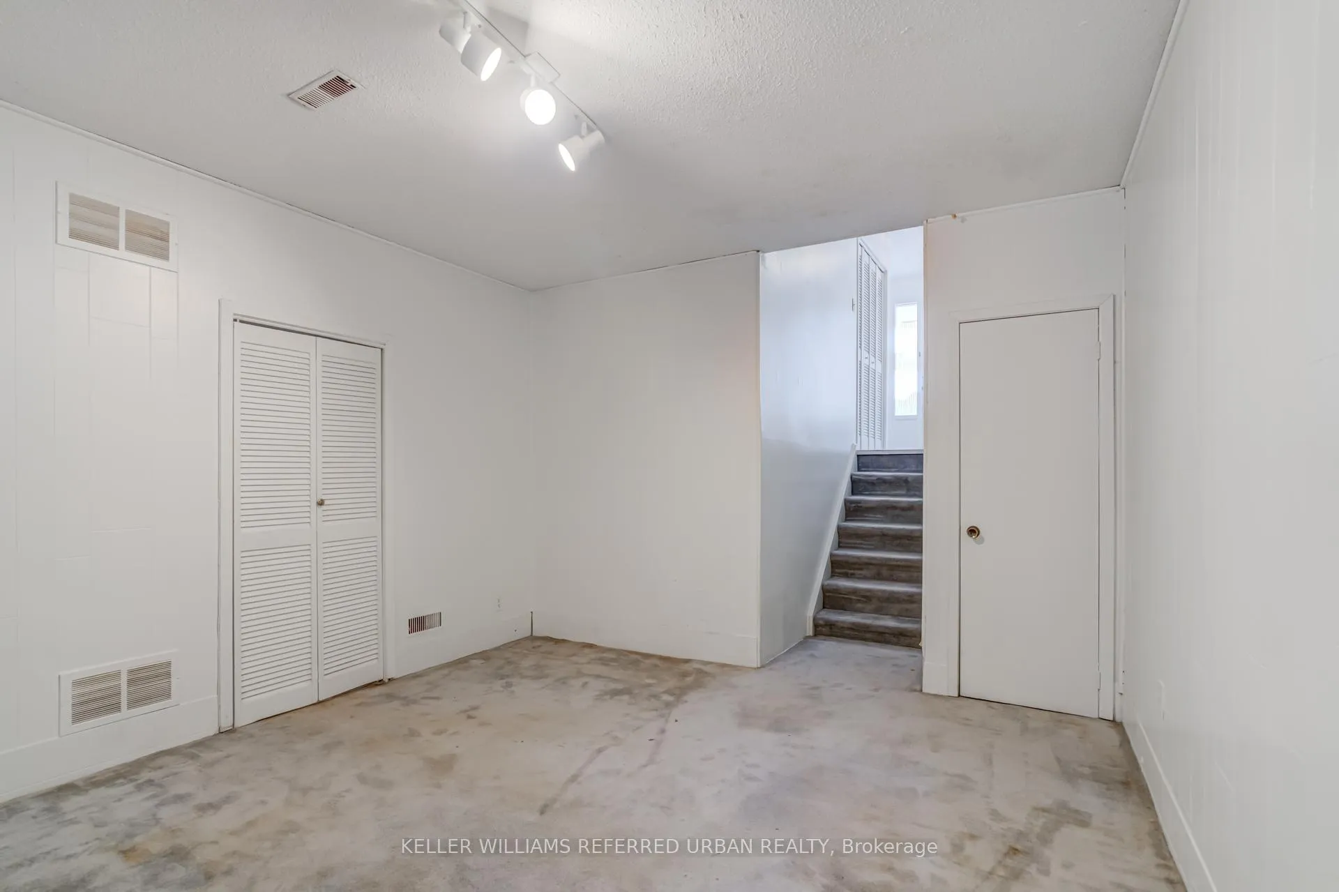Photo 41 of Unit 18, 653 Village Parkway, Markham, Unionville — HOMEH