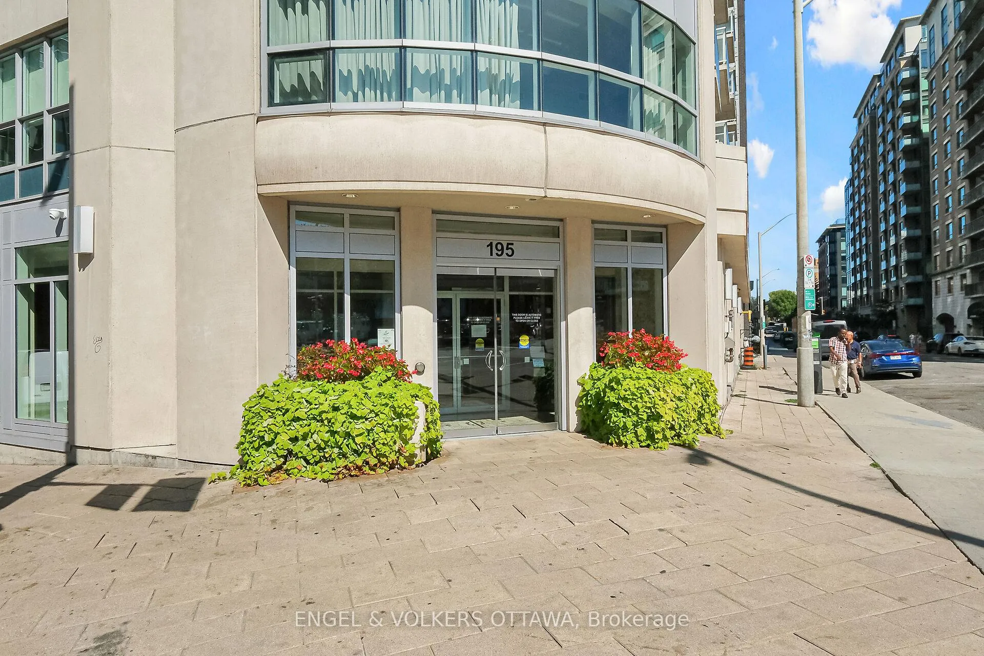 Photo 2 of Unit 707, 195 Besserer Street, Ottawa, Sandy Hill — HOMEH
