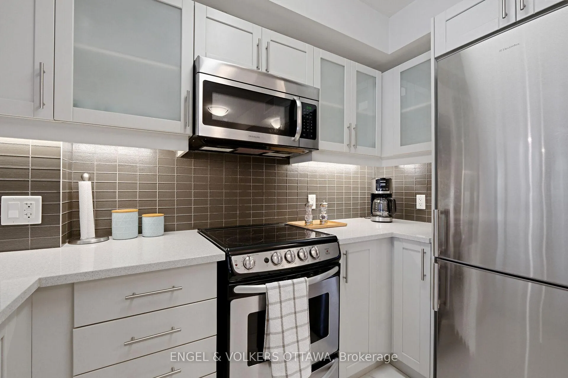 Photo 9 of Unit 707, 195 Besserer Street, Ottawa, Sandy Hill — HOMEH