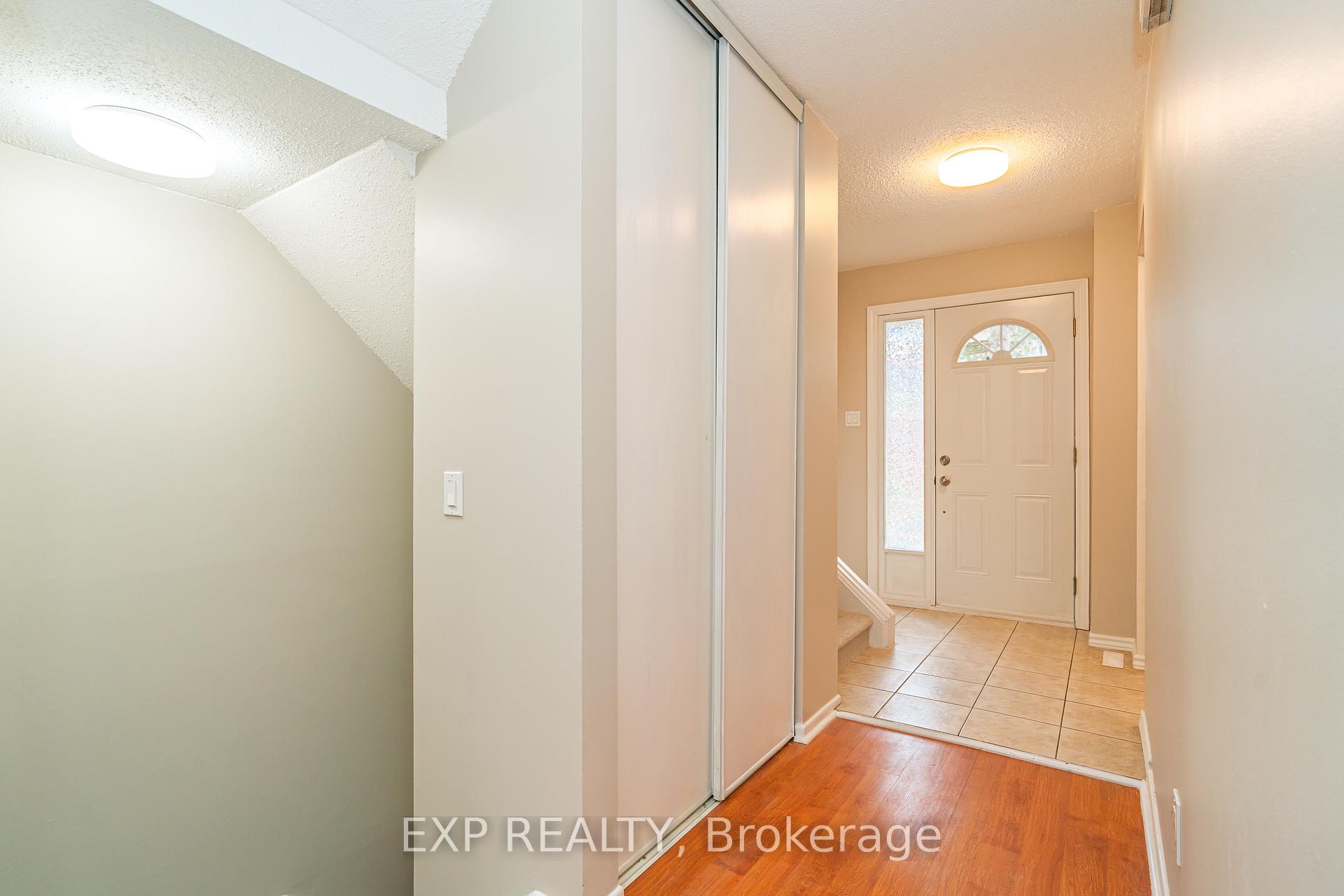 Photo 3 of Unit A, 3915 Old Richmond Road, Ottawa, Arbeatha Park — HOMEH
