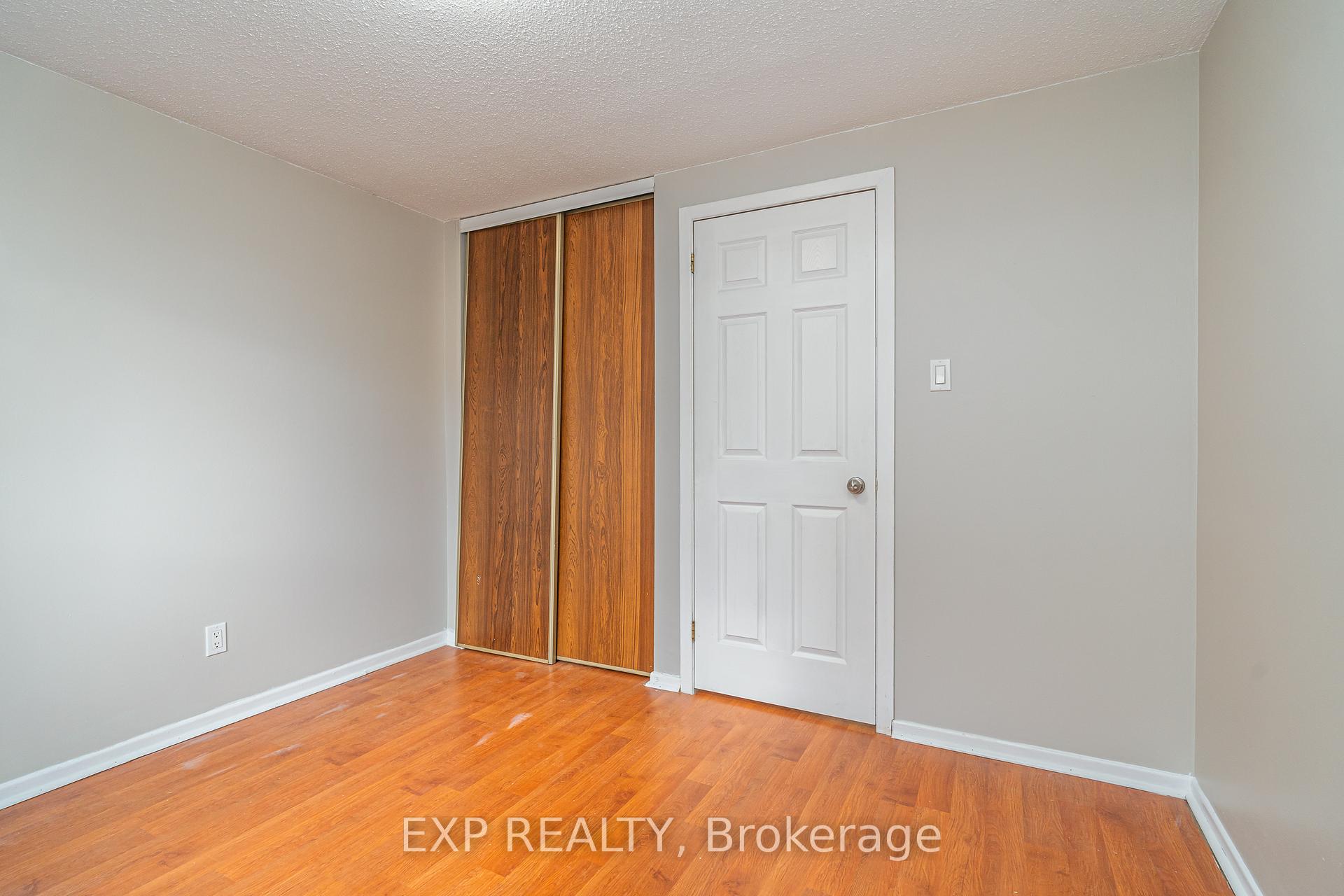 Photo 16 of Unit A, 3915 Old Richmond Road, Ottawa, Arbeatha Park — HOMEH